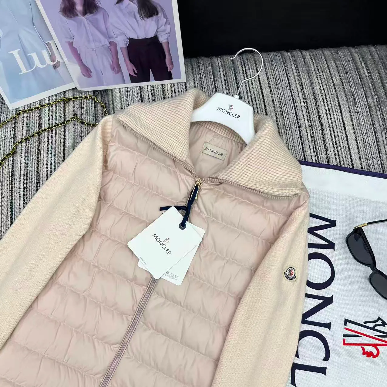 Куртки И Пуховики Женские Moncler 142680