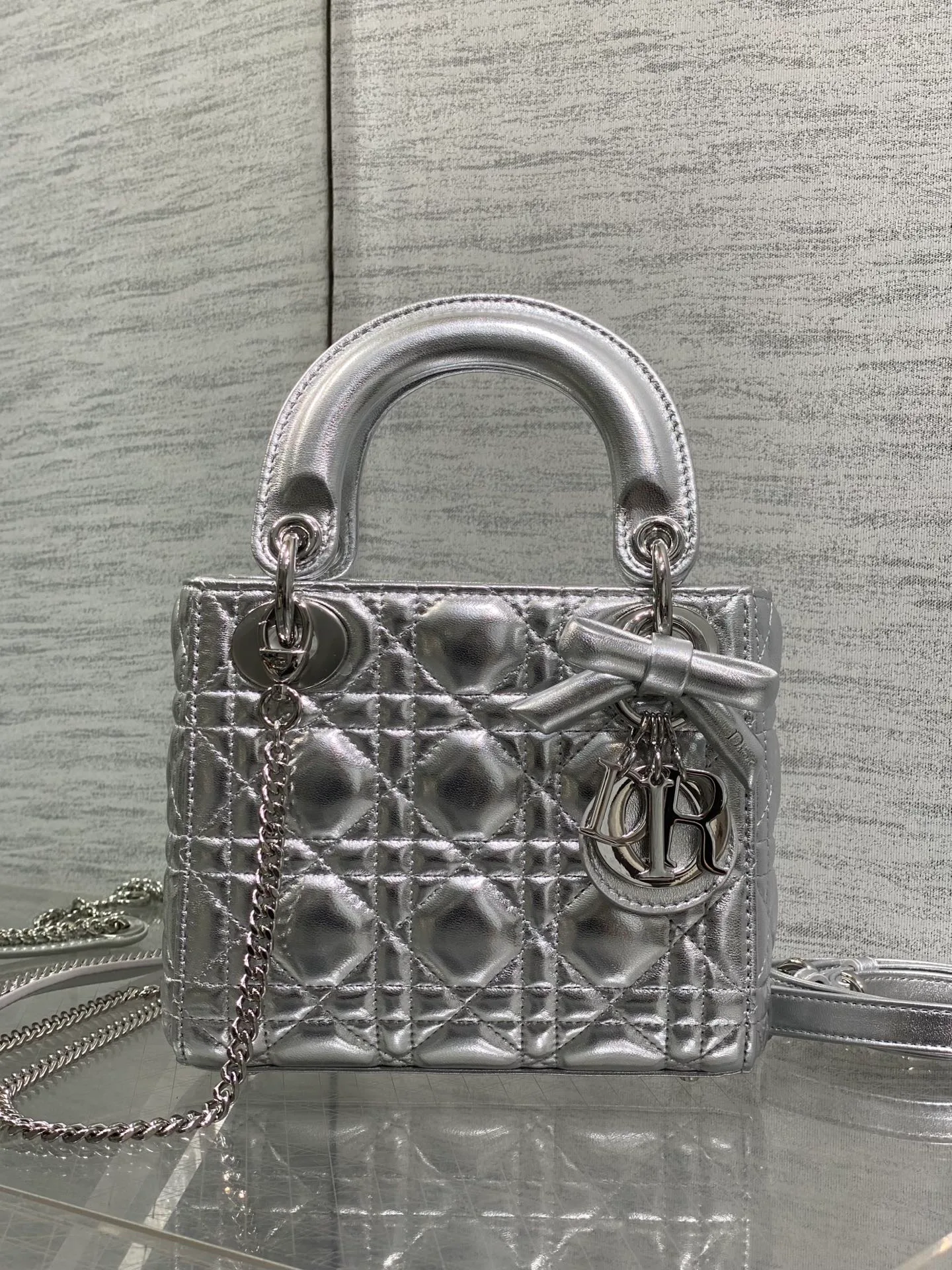 Классические Сумки Женские Christian Dior 17601497