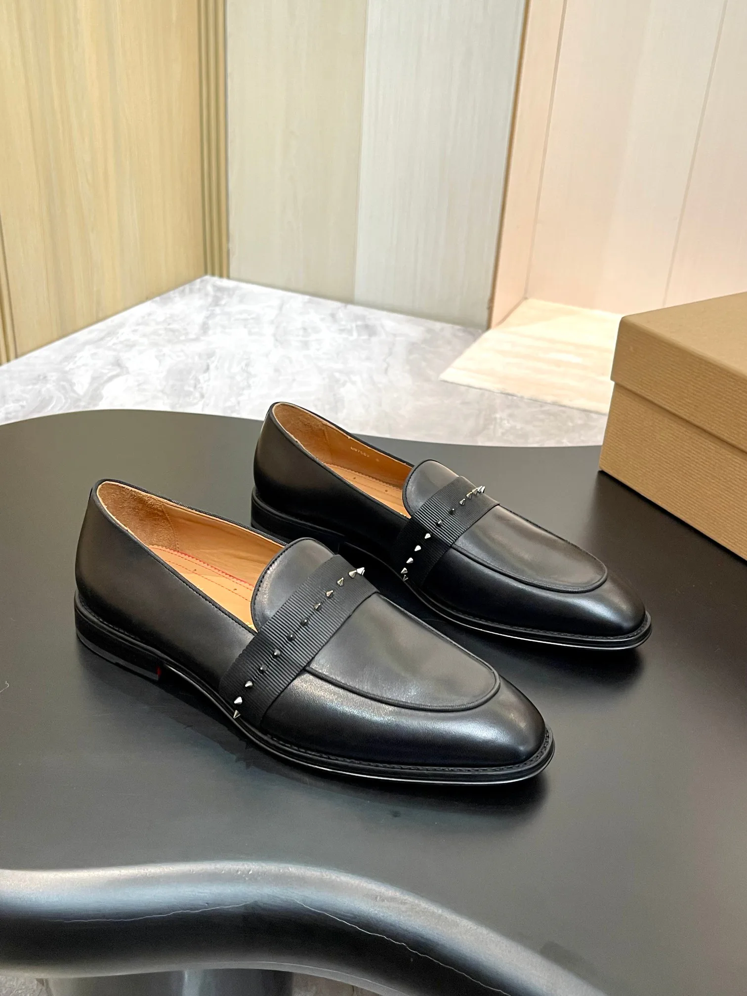 Лоферы И Туфли Мужские Christian Louboutin 18117261