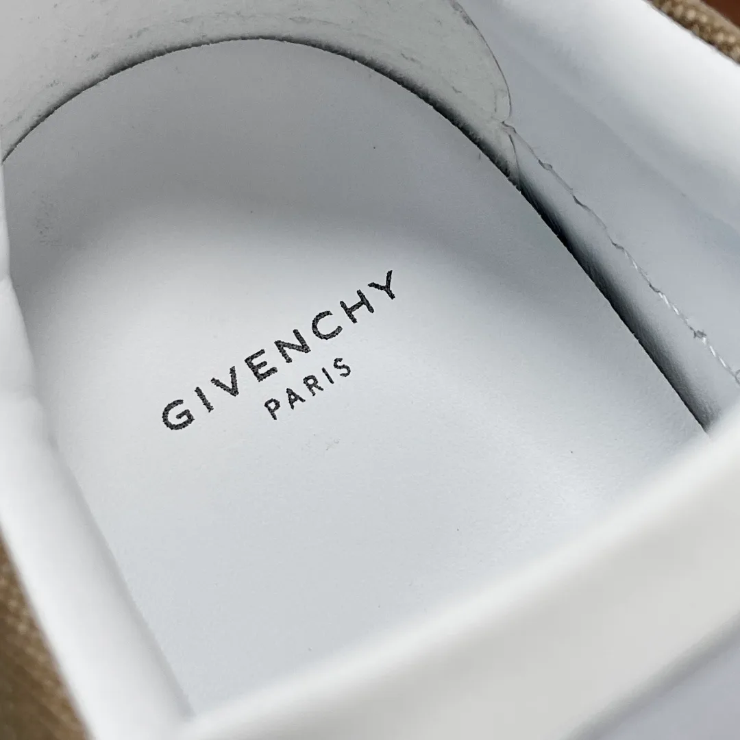 Кроссовки Мужские Givenchy 18697600
