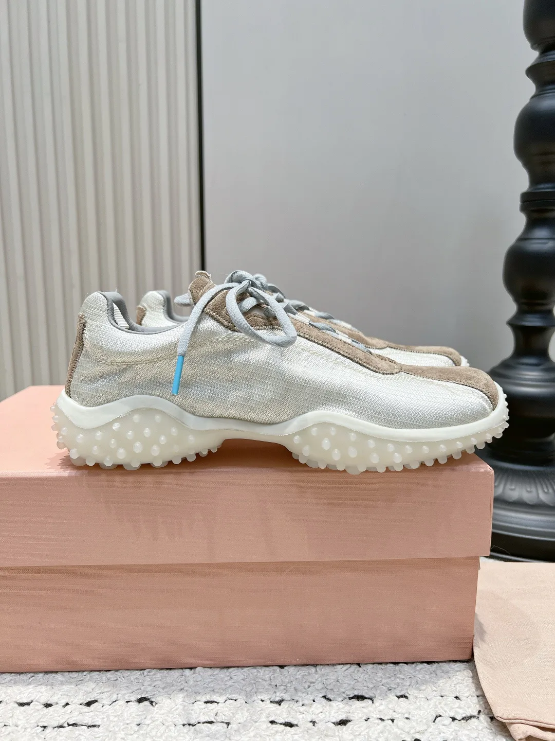 Кроссовки Женские Miu Miu 17578021