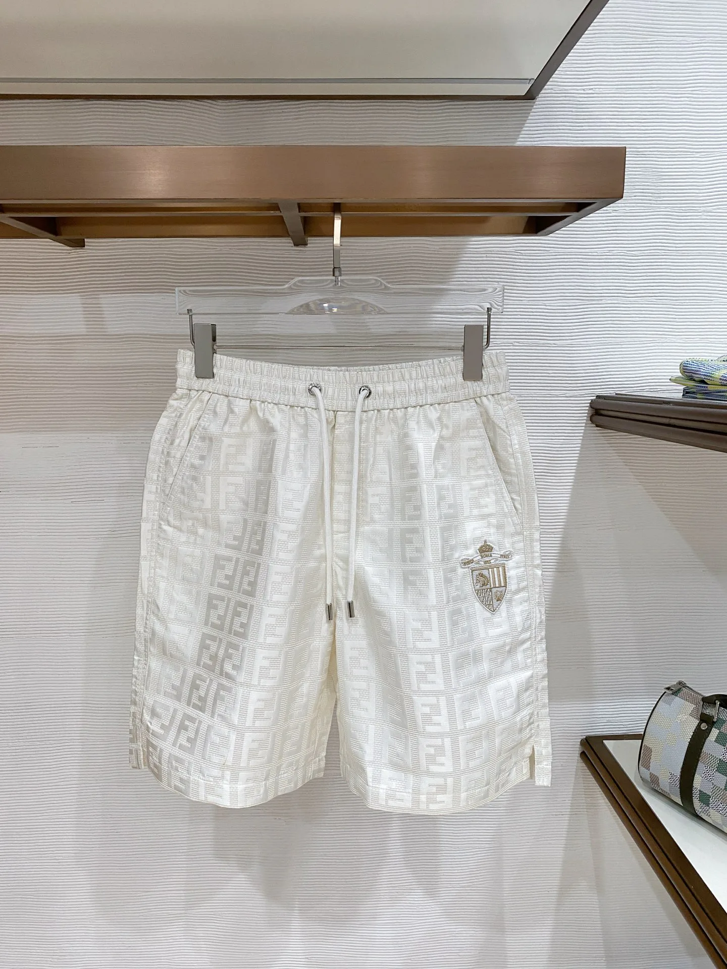 Шорты Мужские Fendi 13328159