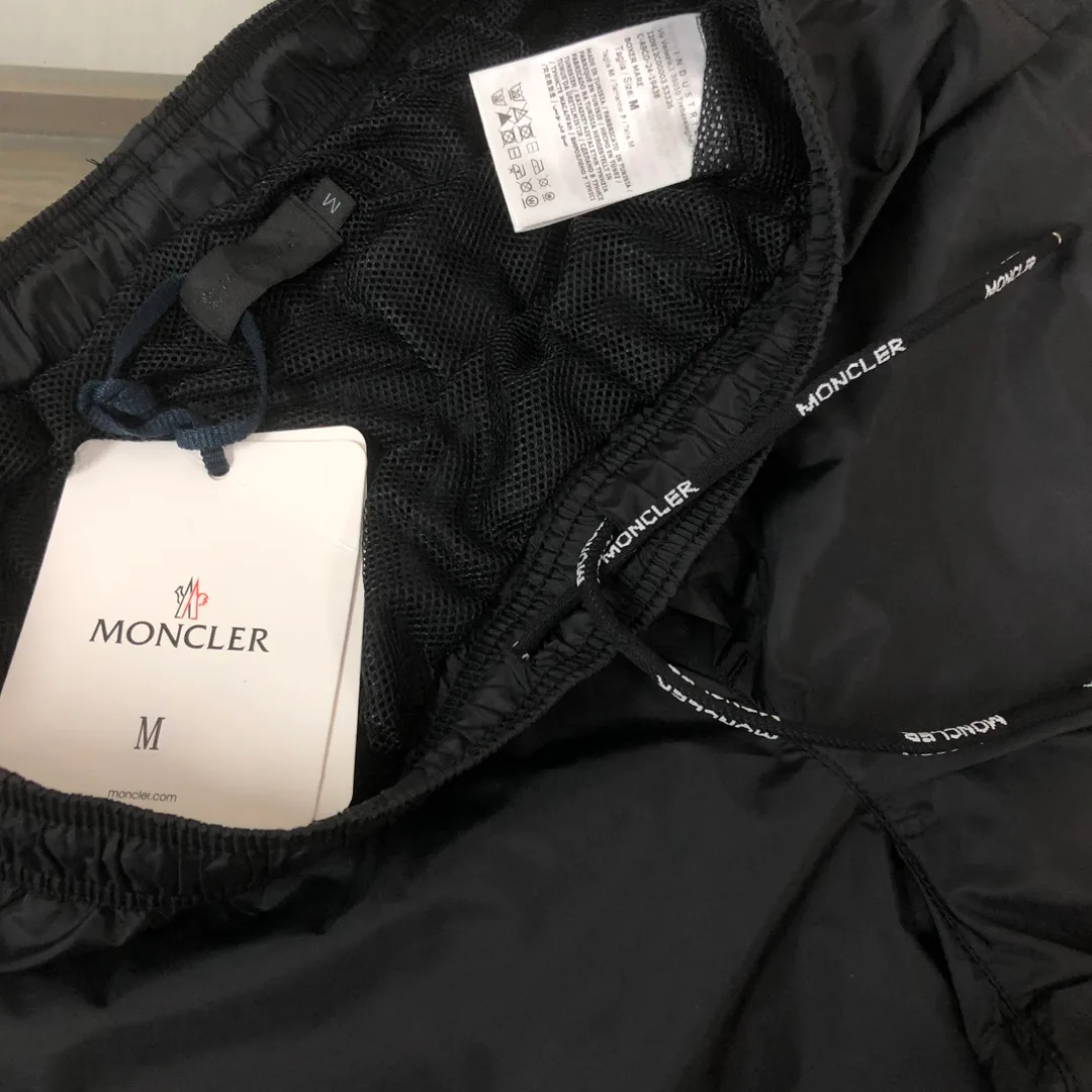 Шорты Мужские Moncler 9599108