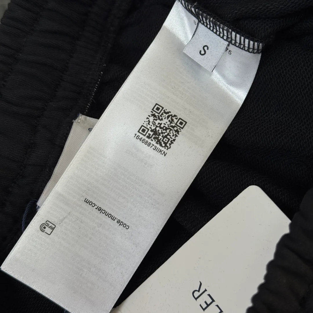 Шорты Женские Moncler 11668005