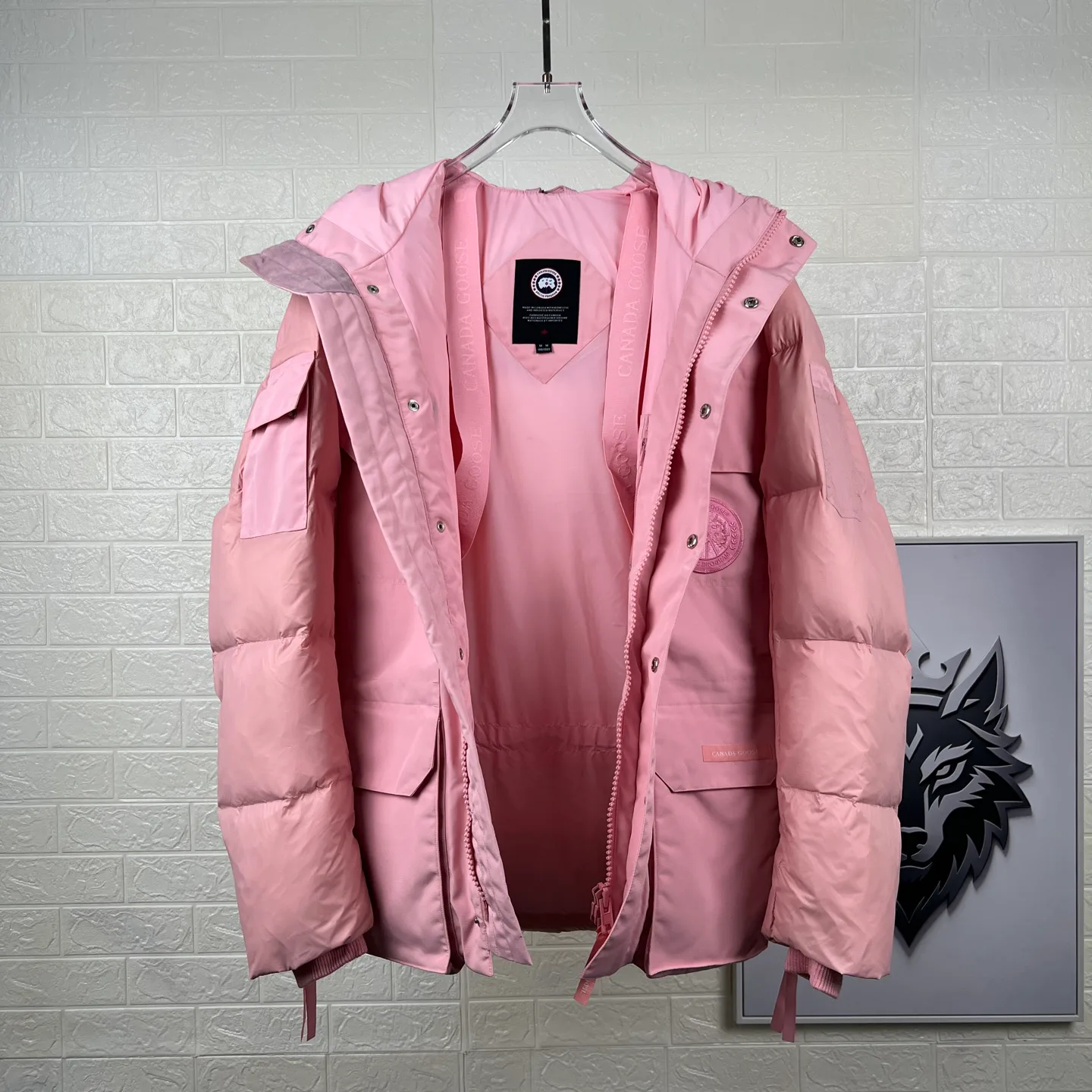Куртки И Пуховики Женские Canada Goose 17926939
