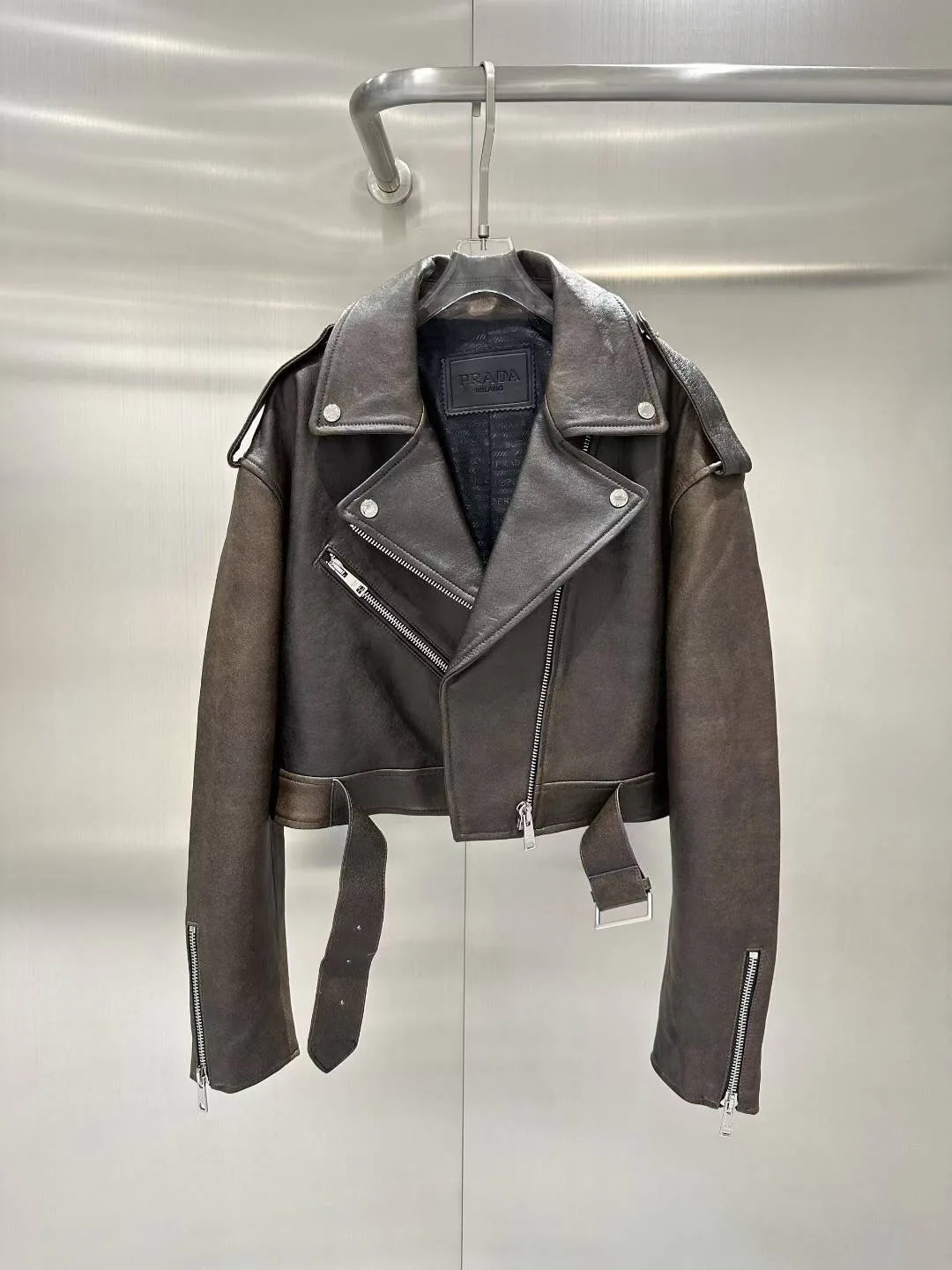 Кожаные Куртки И Дублёнки Женские Prada 13186442