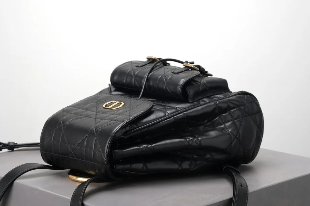 Классические Сумки Женские Christian Dior 11564953
