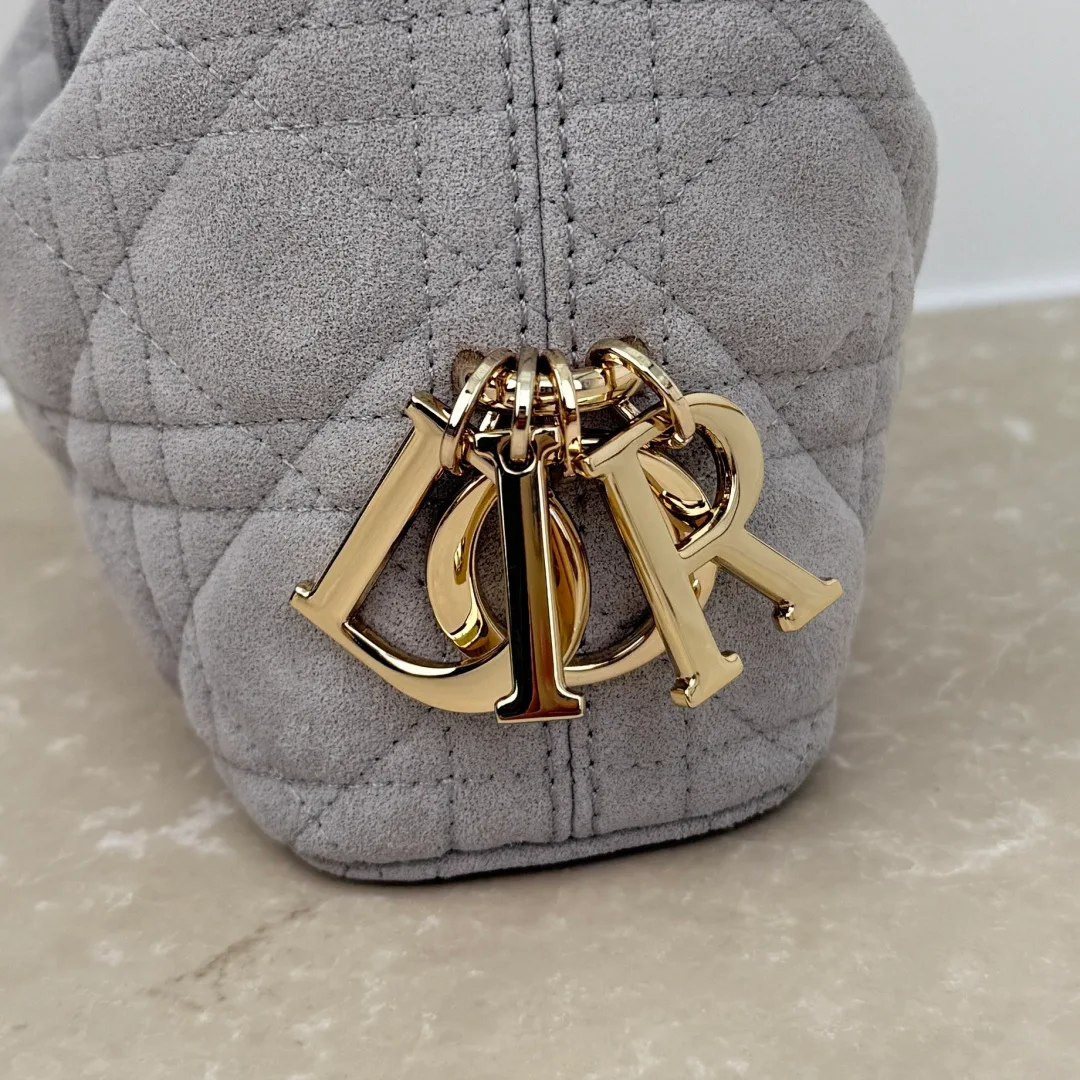 Классические Сумки Женские Christian Dior 18116266