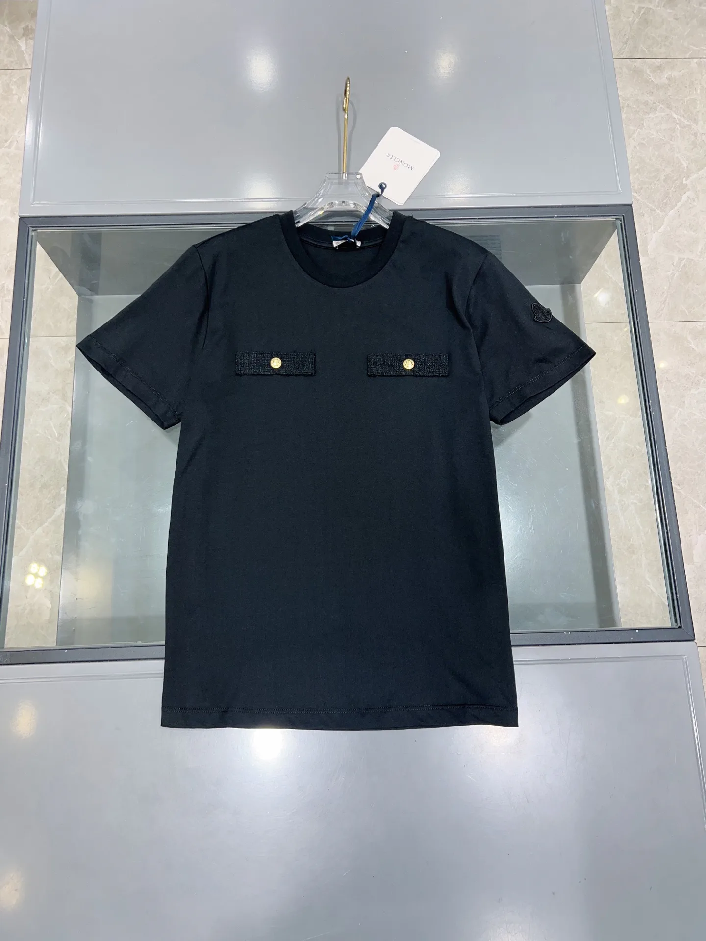 Футболки Женские Moncler 12729617