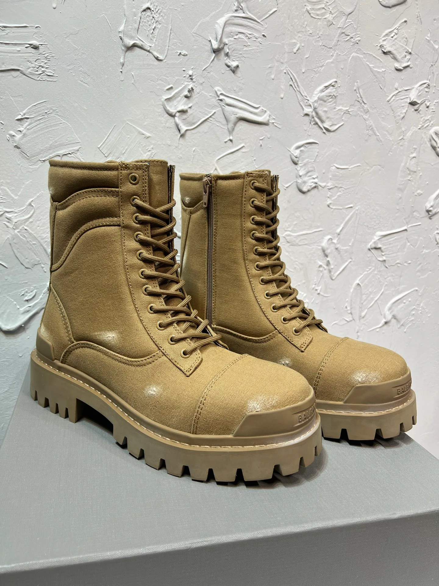 Ботинки Мужские Balenciaga 10843153