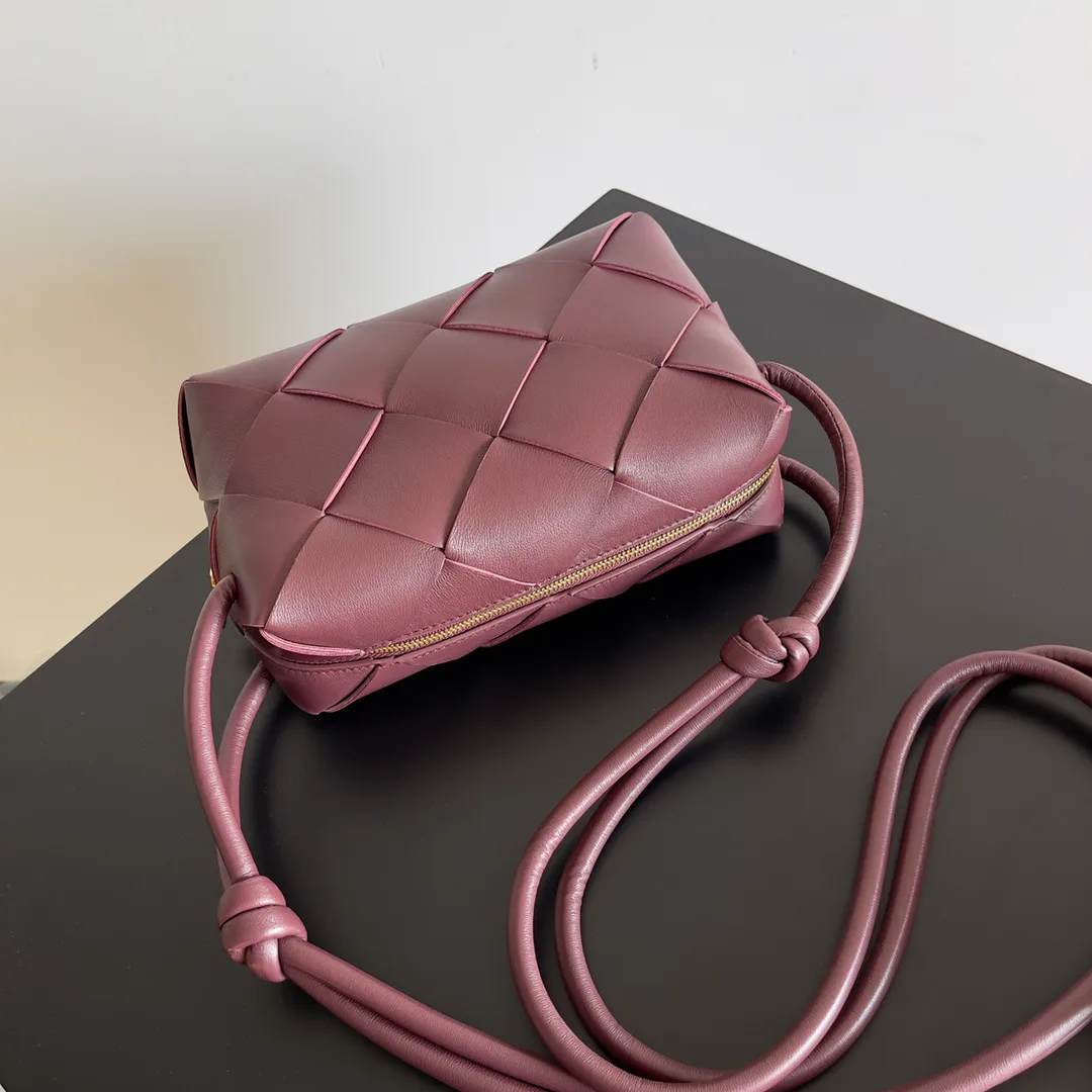 Классические Сумки Женские Bottega Veneta 17434816