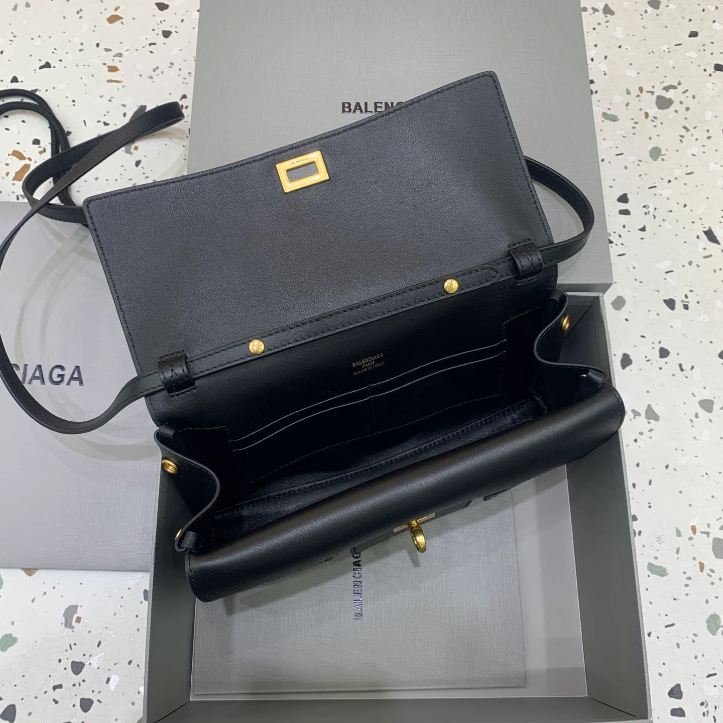 Клатчи Женские Balenciaga 11696802