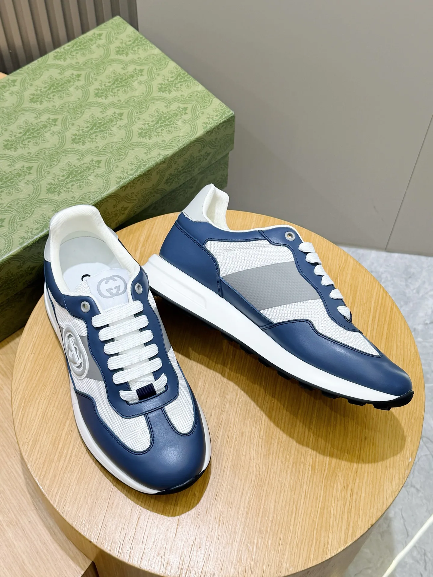 Кроссовки Мужские Gucci 17301779