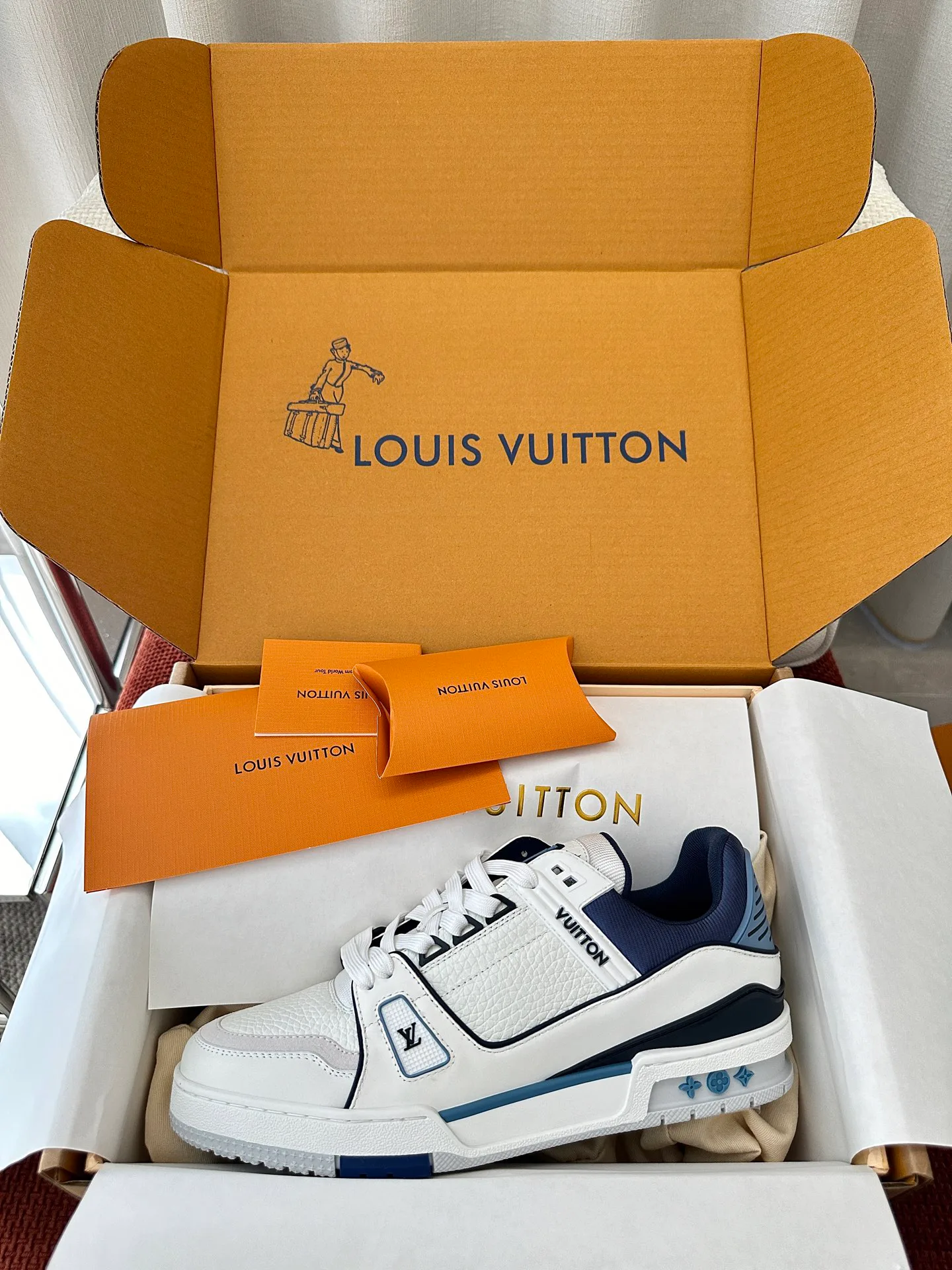 Кроссовки Женские Louis Vuitton 5046003