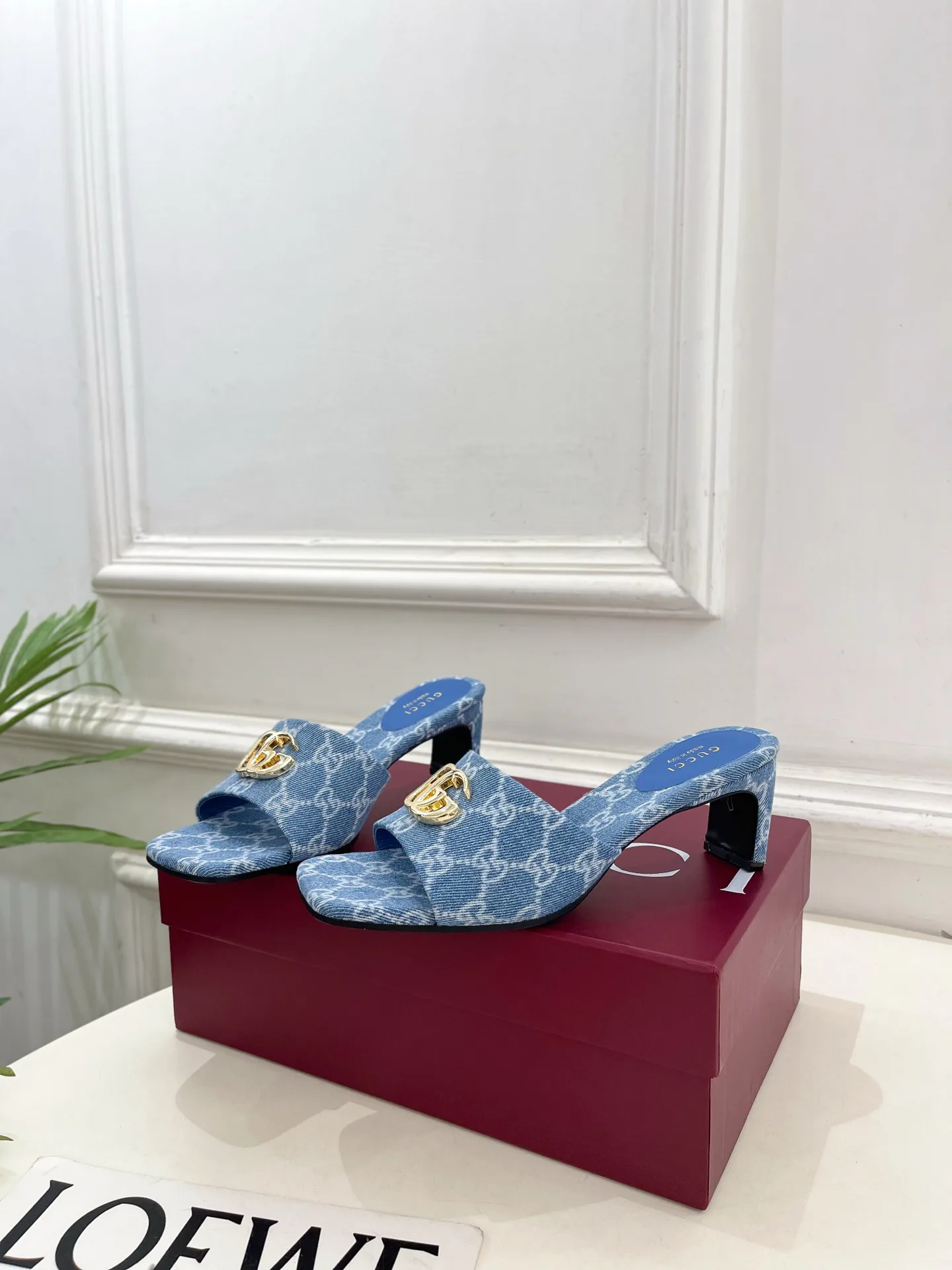 Шлепанцы Женские Gucci 13085039