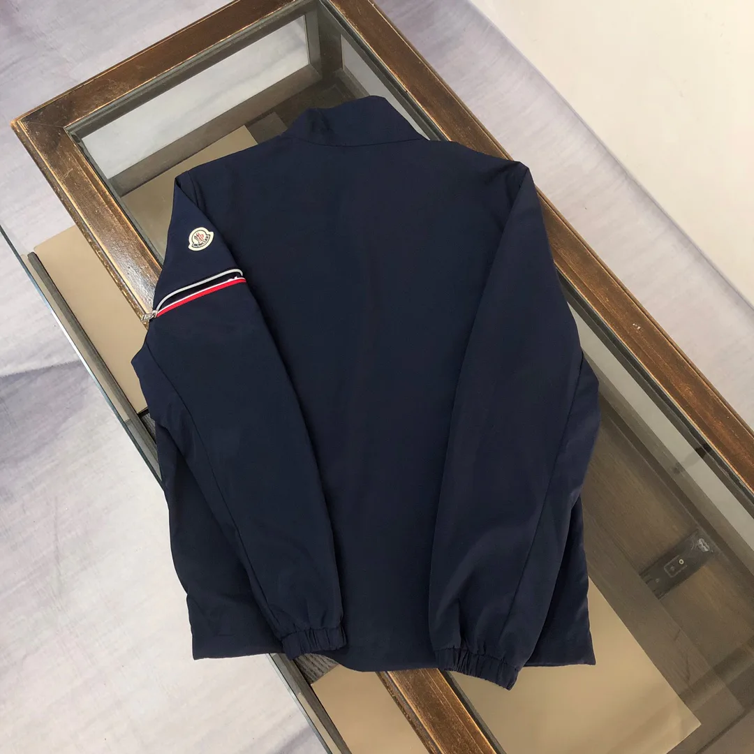 Куртки И Пуховики Мужские Moncler 17285986