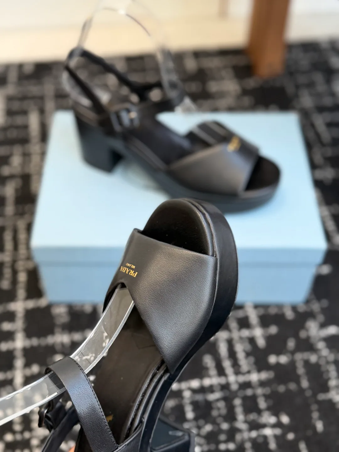 Босоножки Женские Prada 1262110