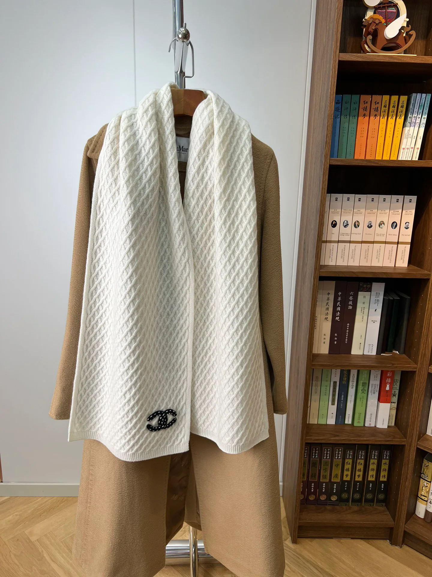 Шарфы Chanel 4820126