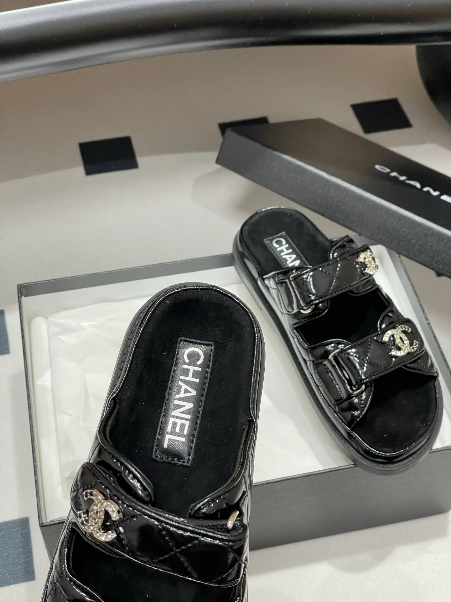 Шлепанцы Женские Chanel 19163