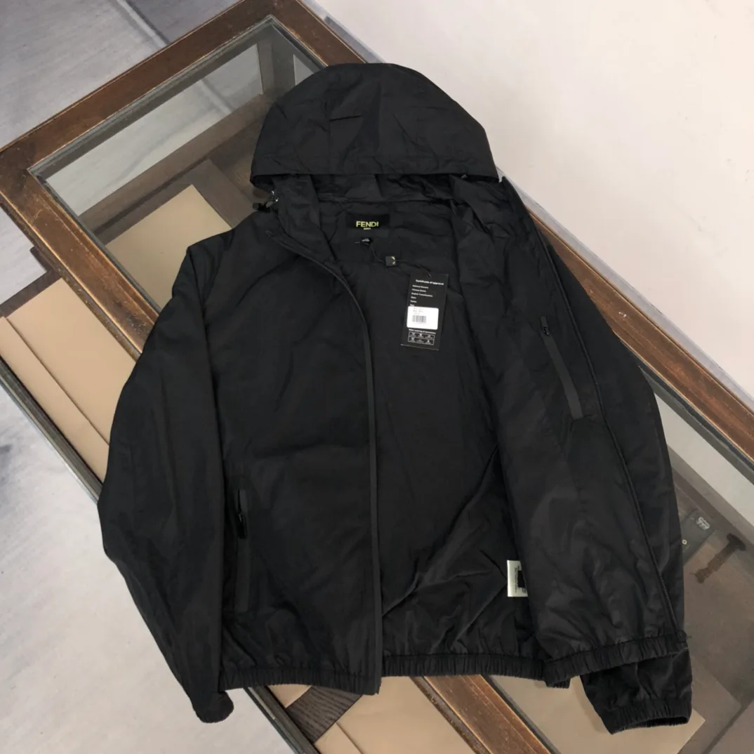 Куртки И Пуховики Мужские Fendi 8743