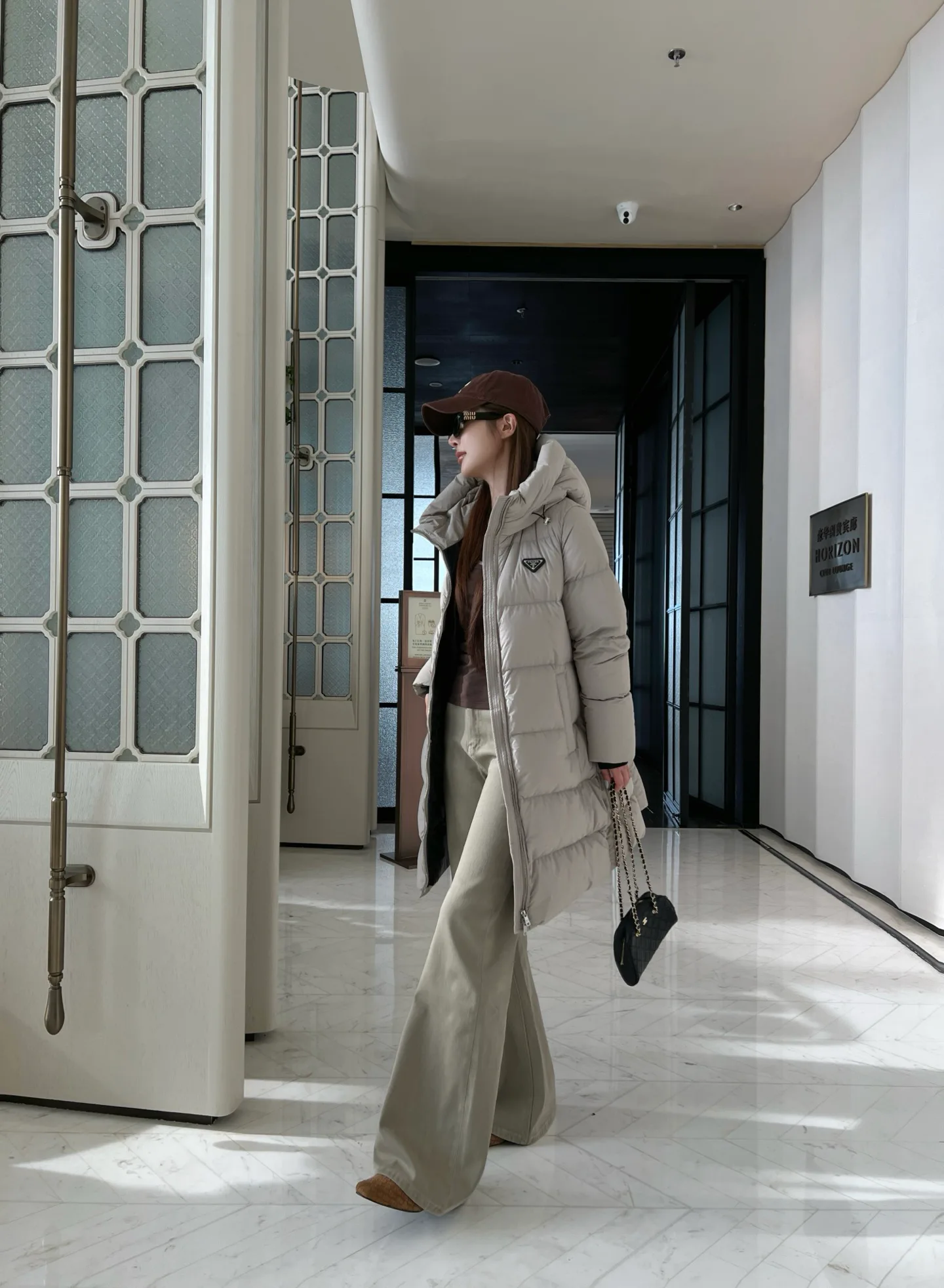 Куртки И Пуховики Женские Prada 18108692