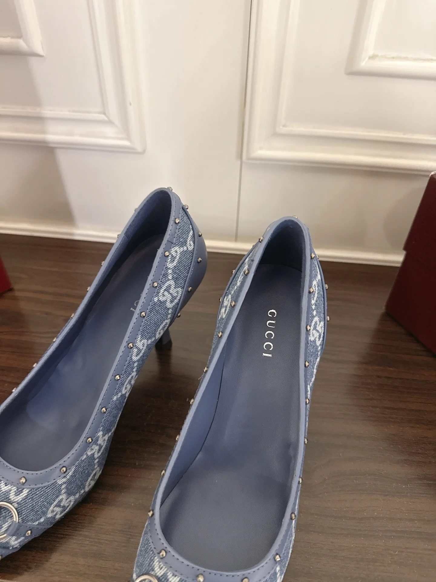 Туфли Женские Gucci 18135610