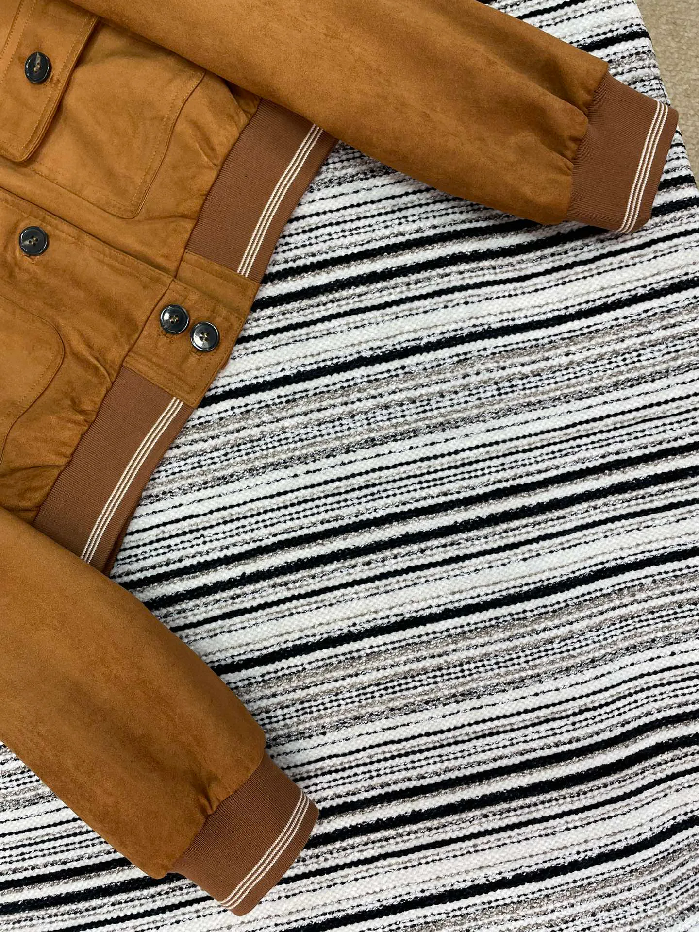 Куртки И Пуховики Женские Miu Miu 303631