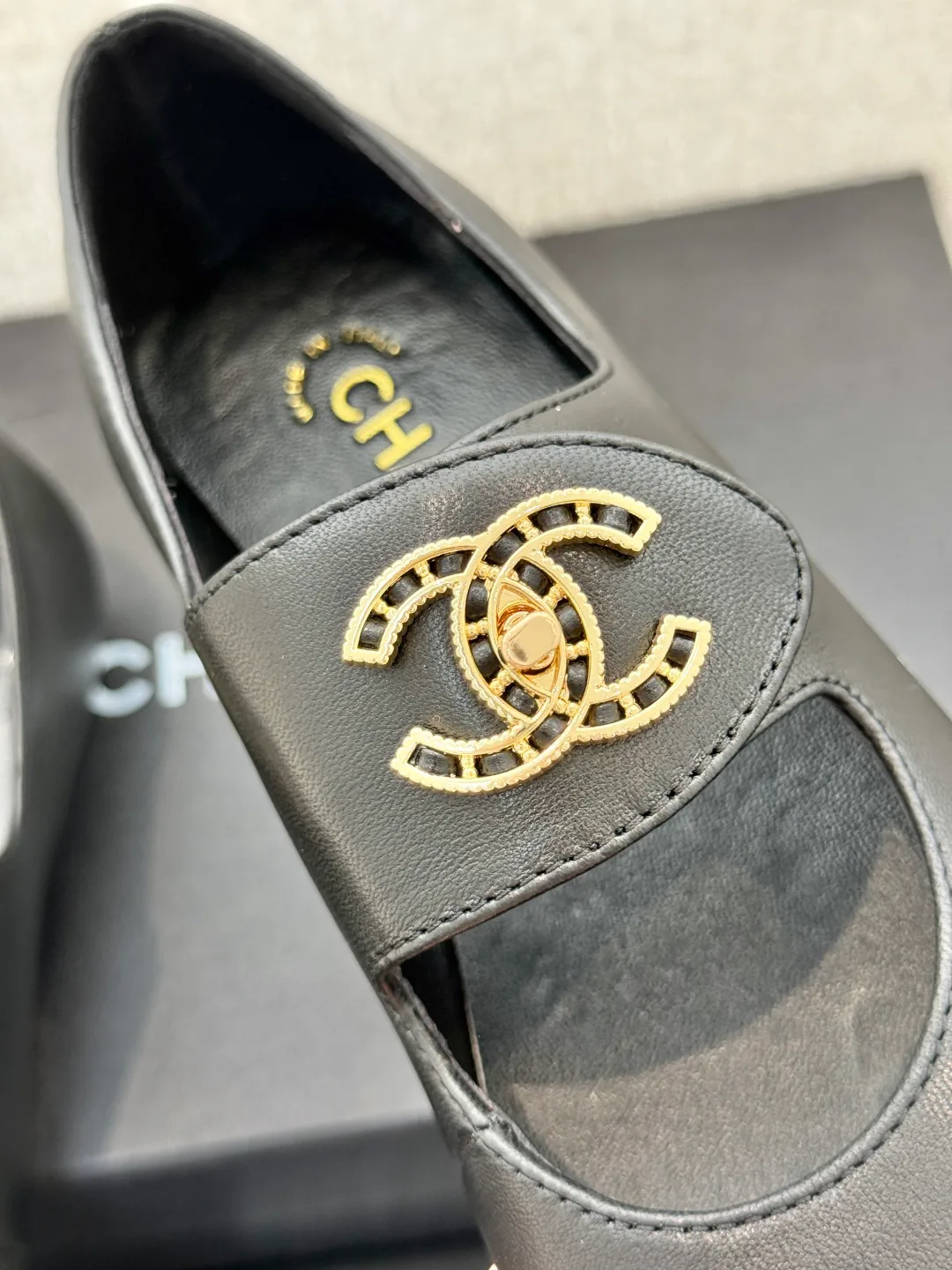 Туфли Женские Chanel 17893507
