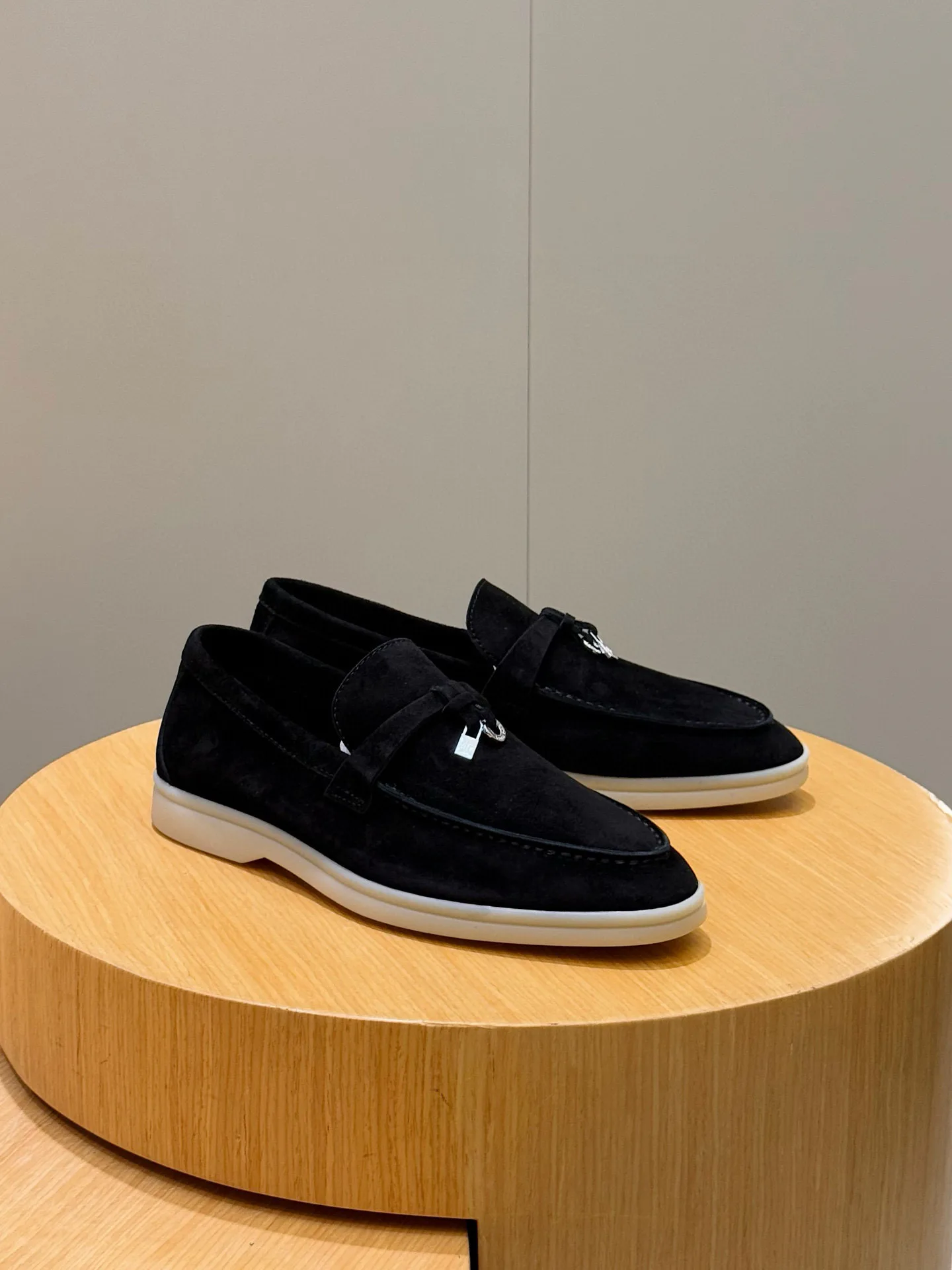 Туфли Женские Loro Piana 13314023