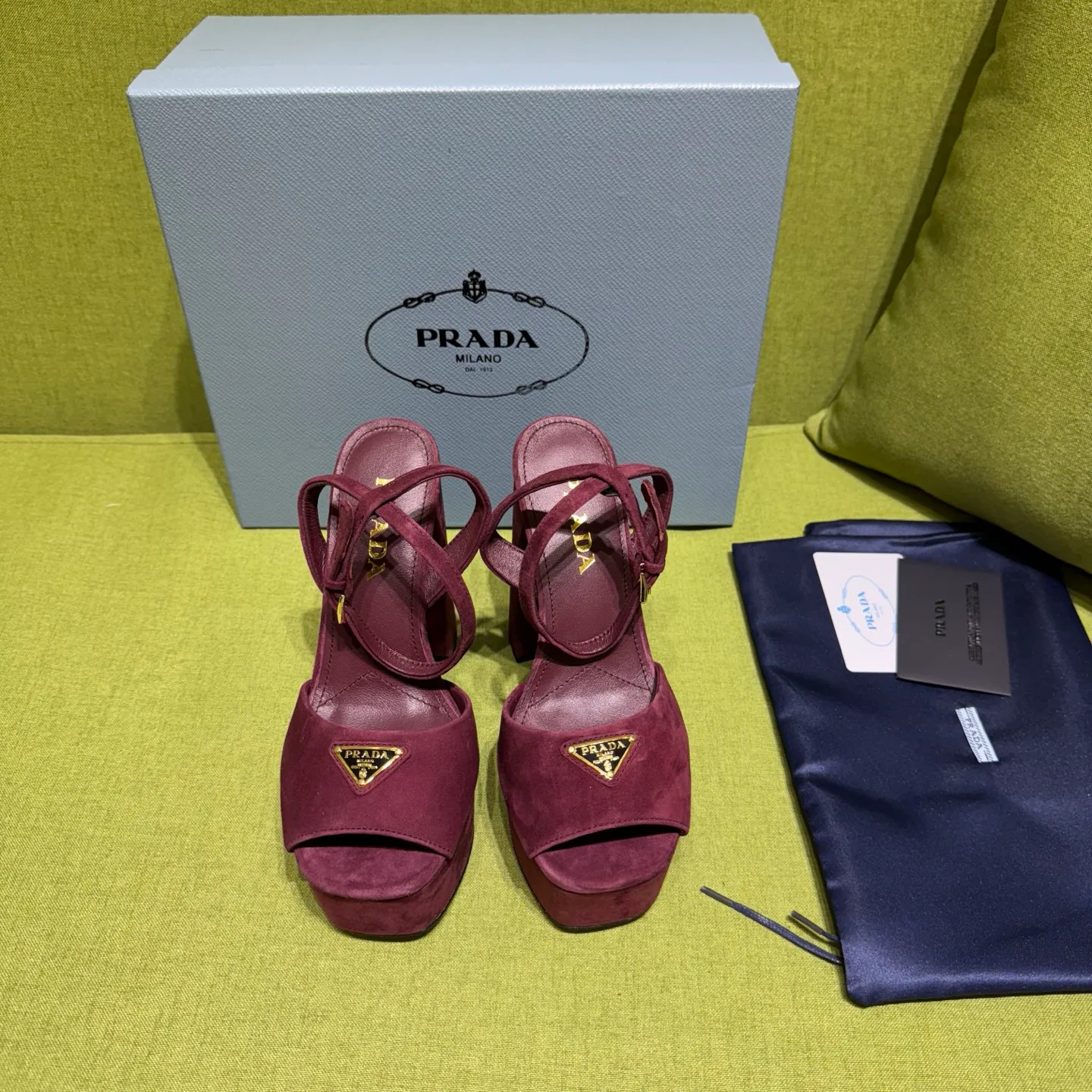 Босоножки Женские Prada 10481121