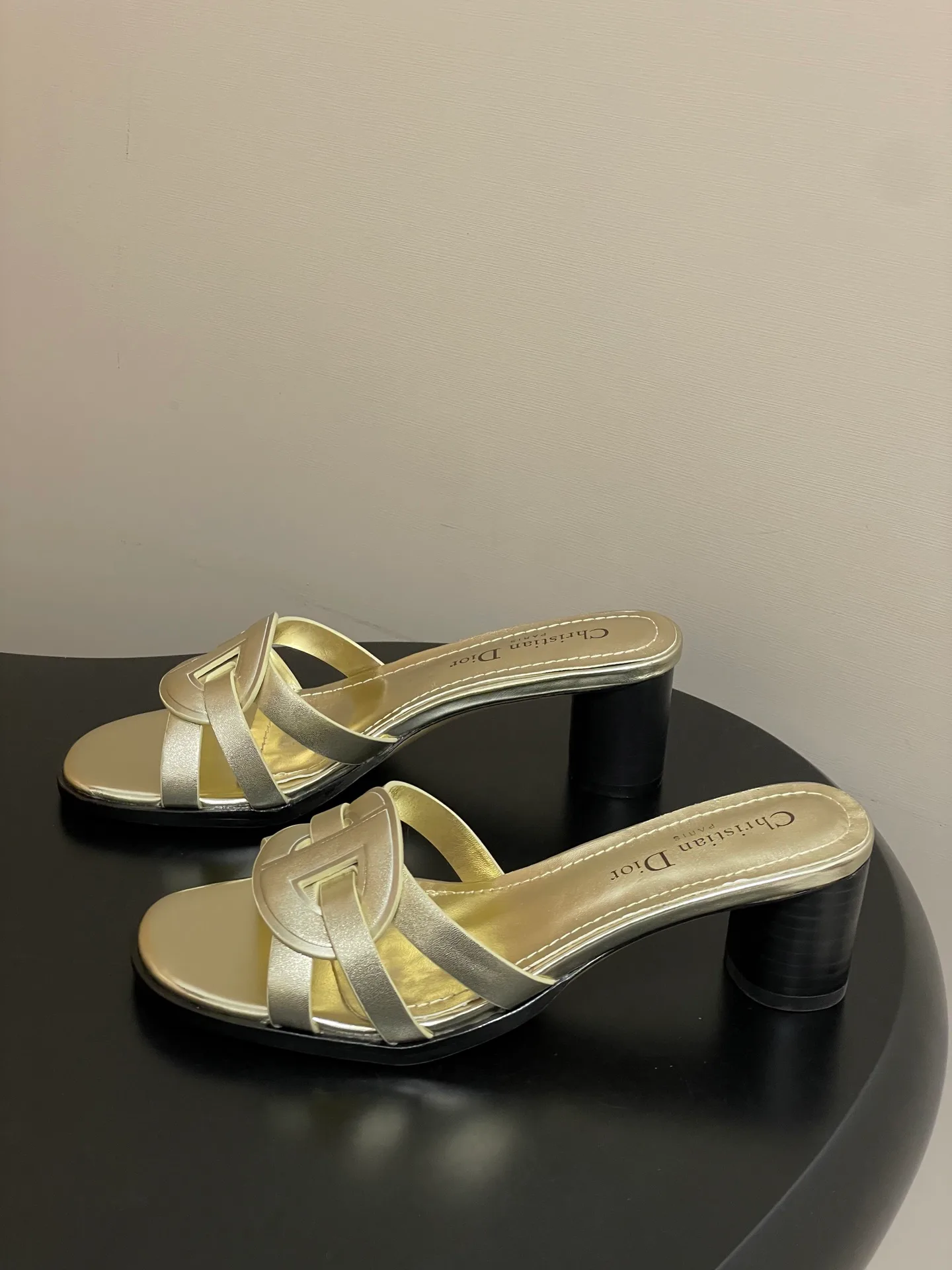 Босоножки Женские Christian Dior 12810864