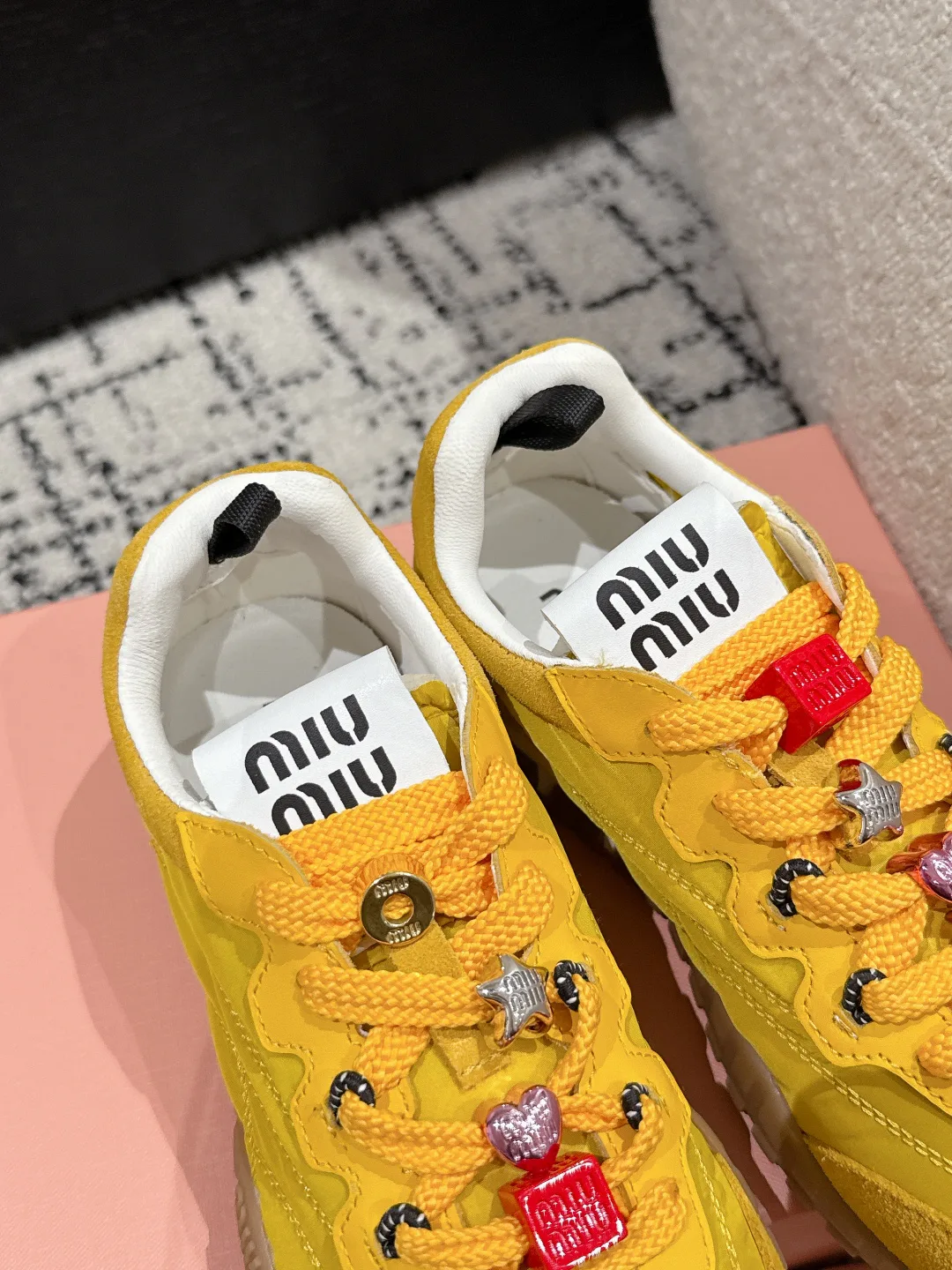 Кроссовки Женские Miu Miu 10946