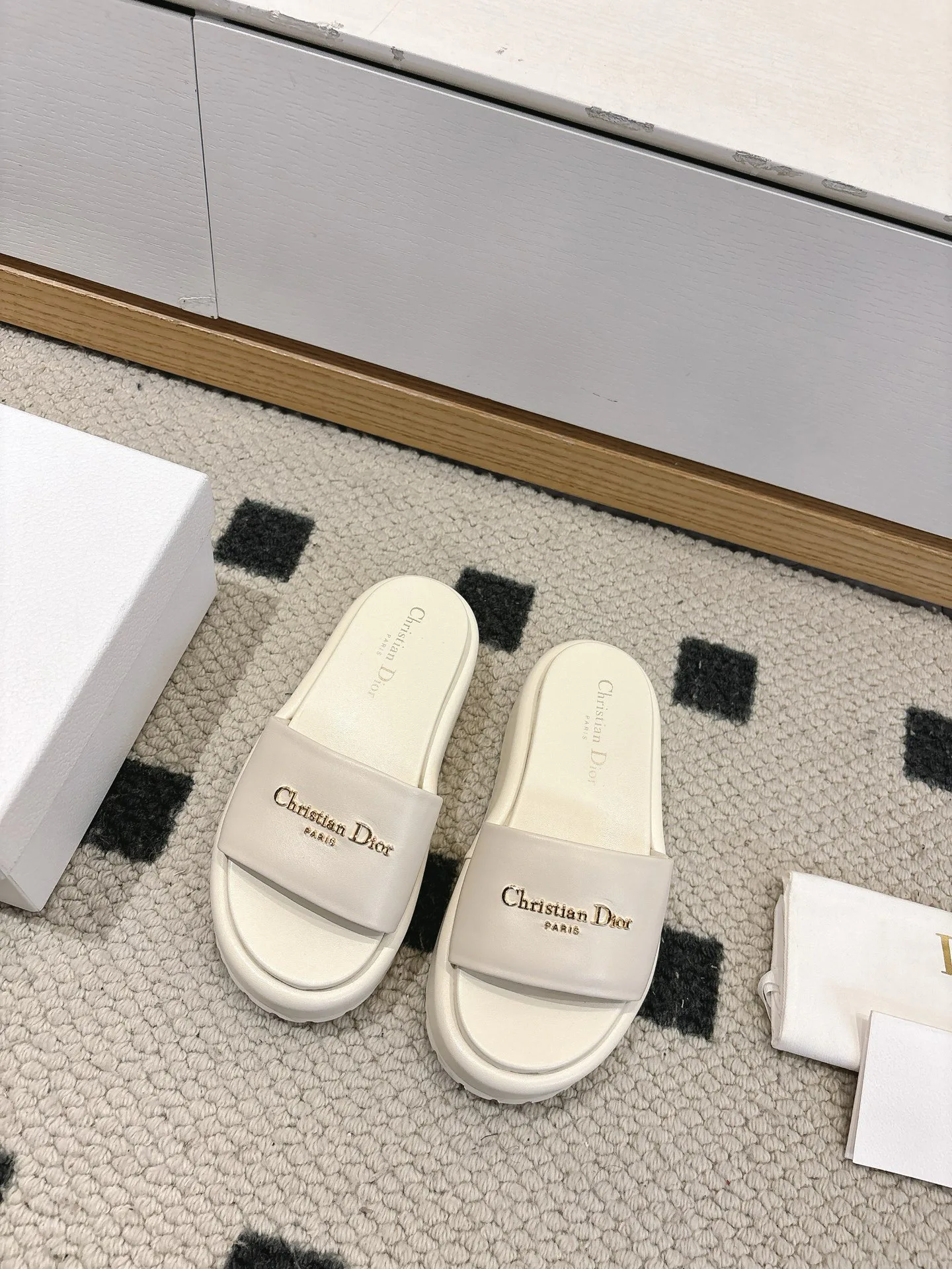 Шлепанцы Женские Christian Dior 11194368