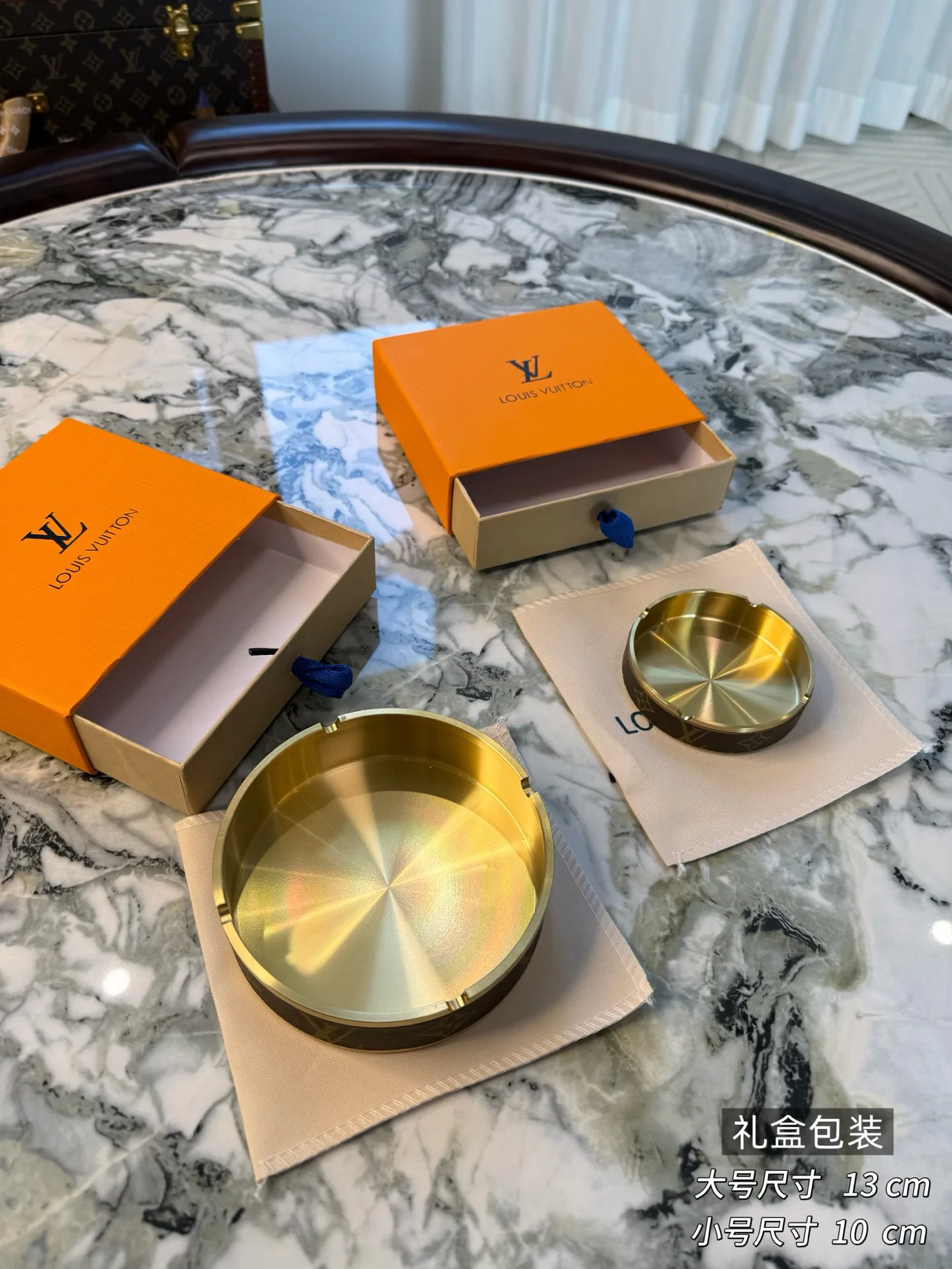 Посуда Louis Vuitton 11568181