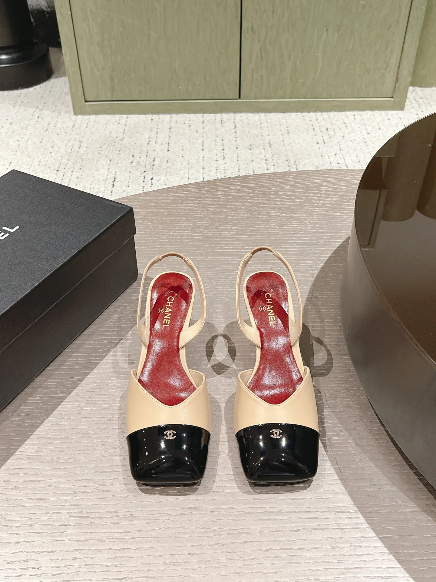 Босоножки Женские Chanel 18508974