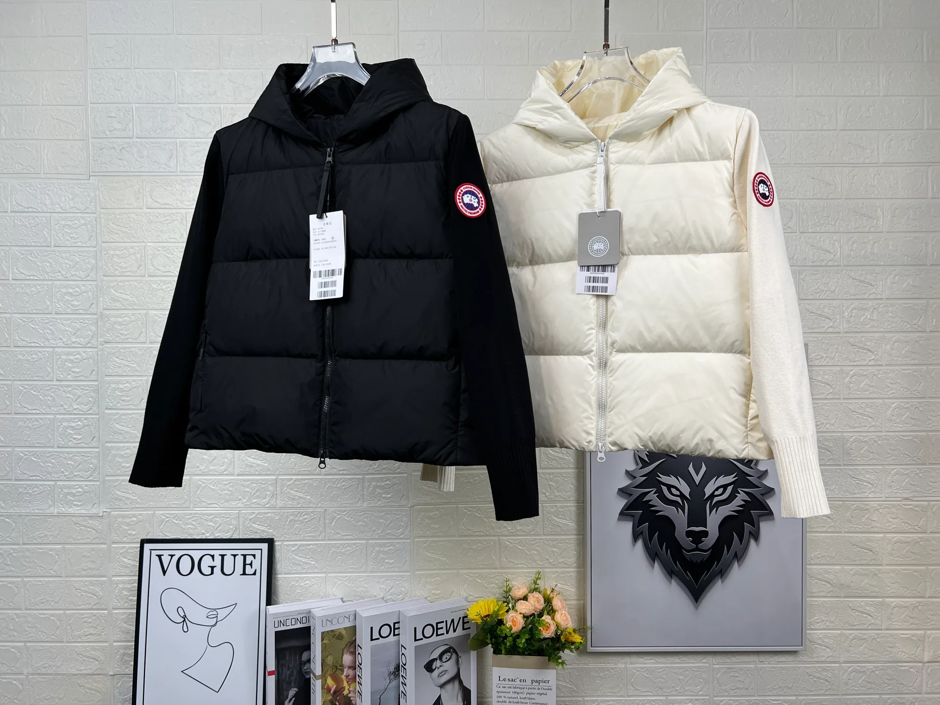 Куртки И Пуховики Женские Canada Goose 18932573