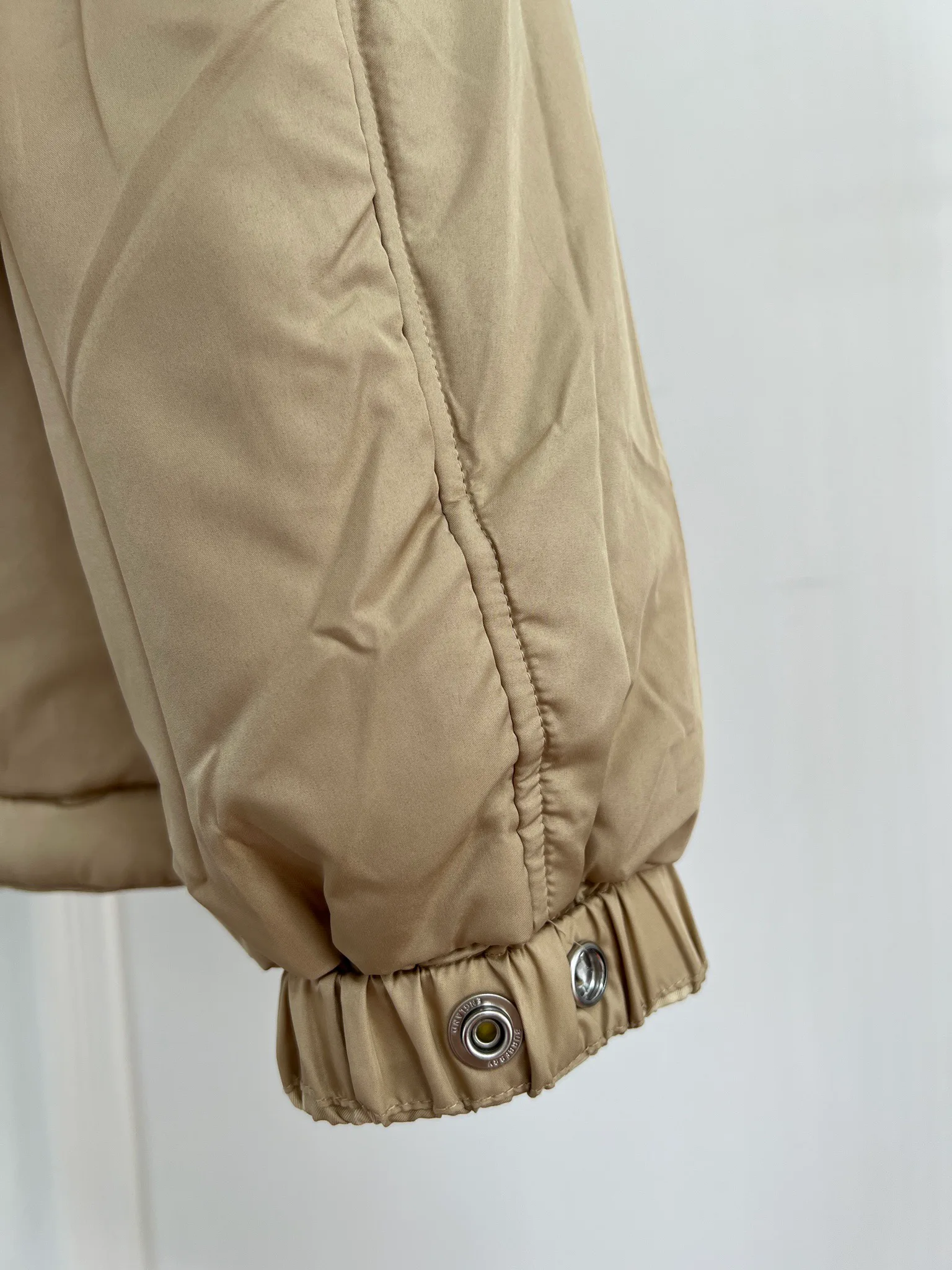 Куртки И Пуховики Женские Burberry 18415749