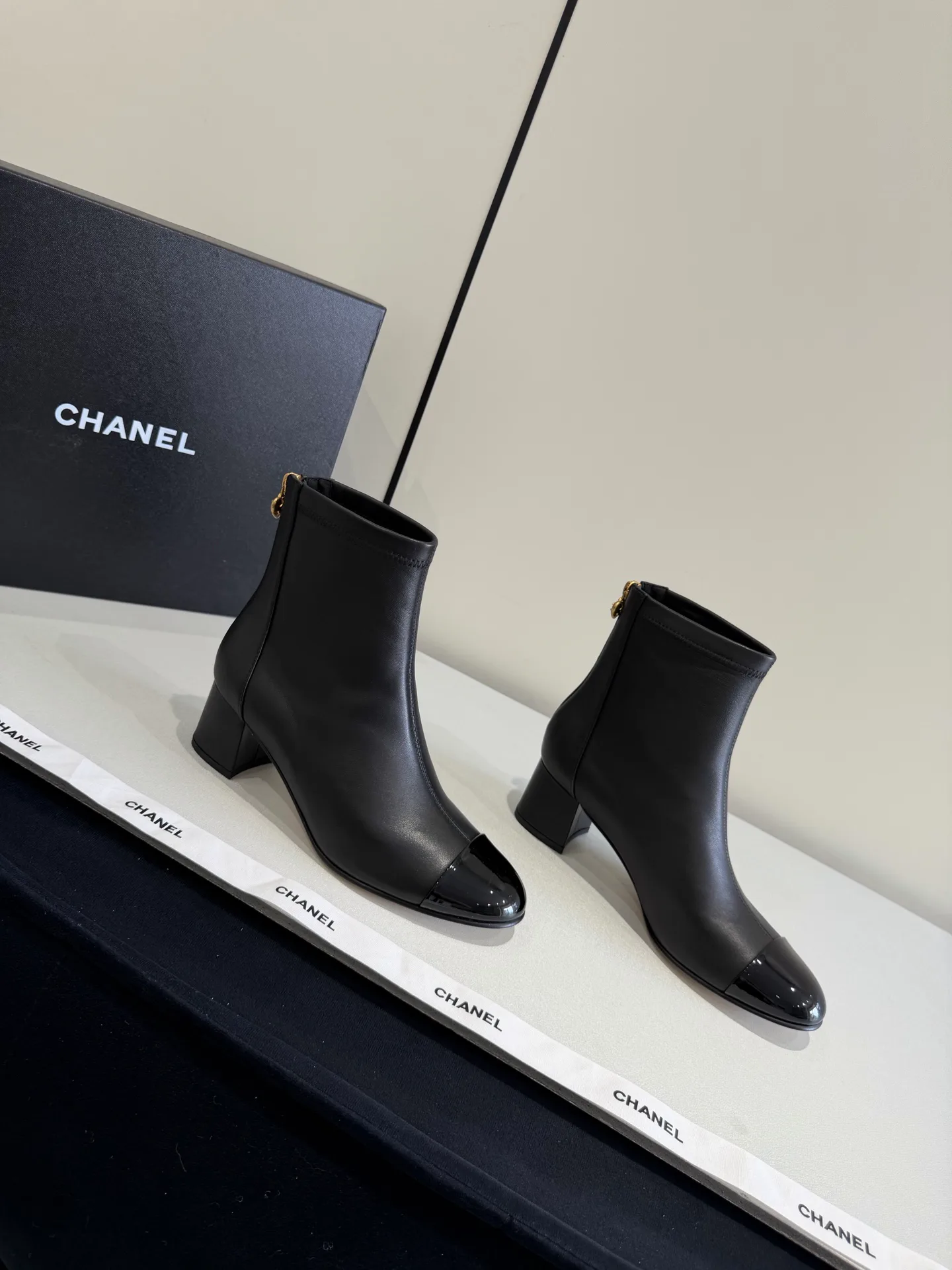 Ботильоны Женские Chanel 19270913