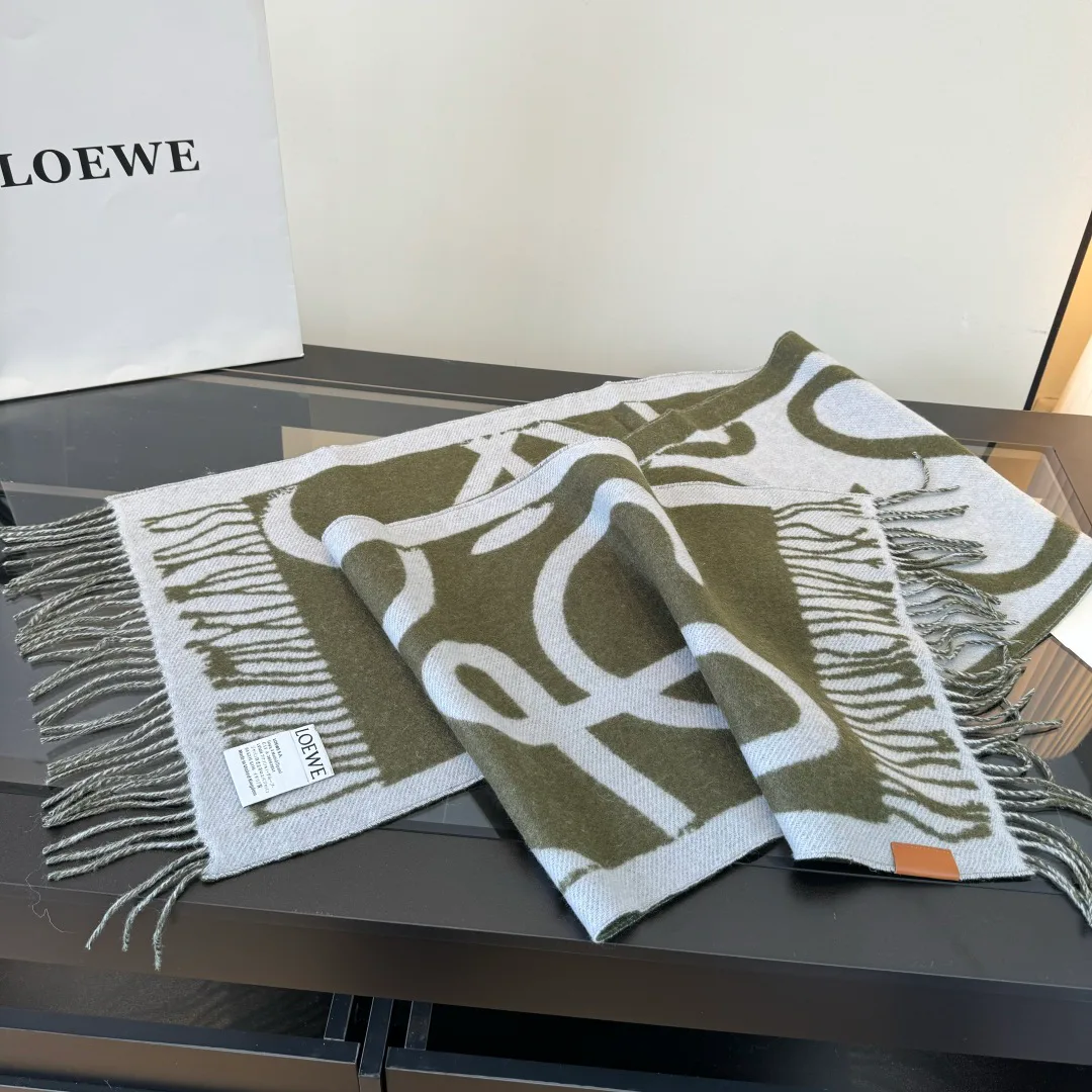 Шарфы Loewe 18627298
