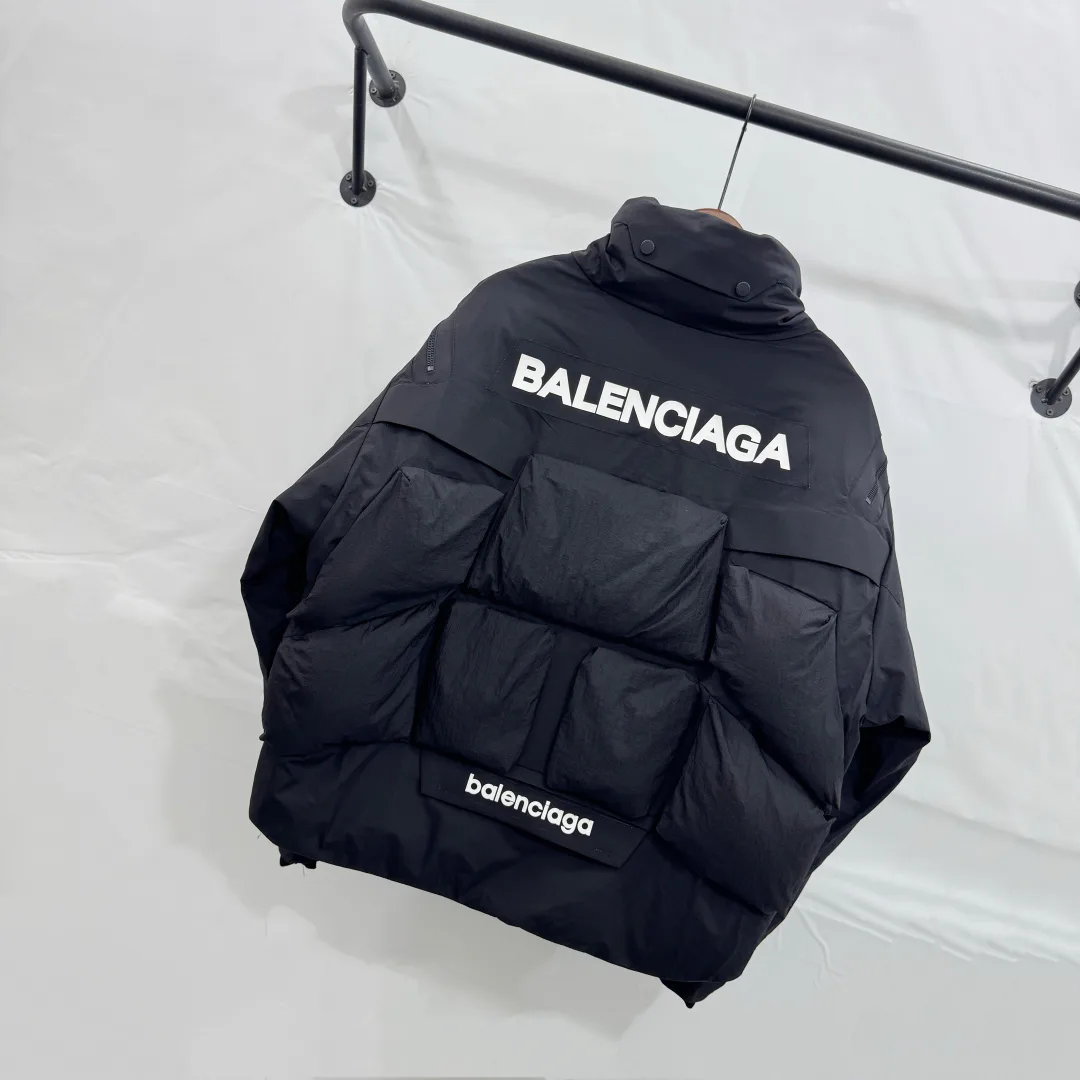 Куртки И Пуховики Мужские Balenciaga 17929784
