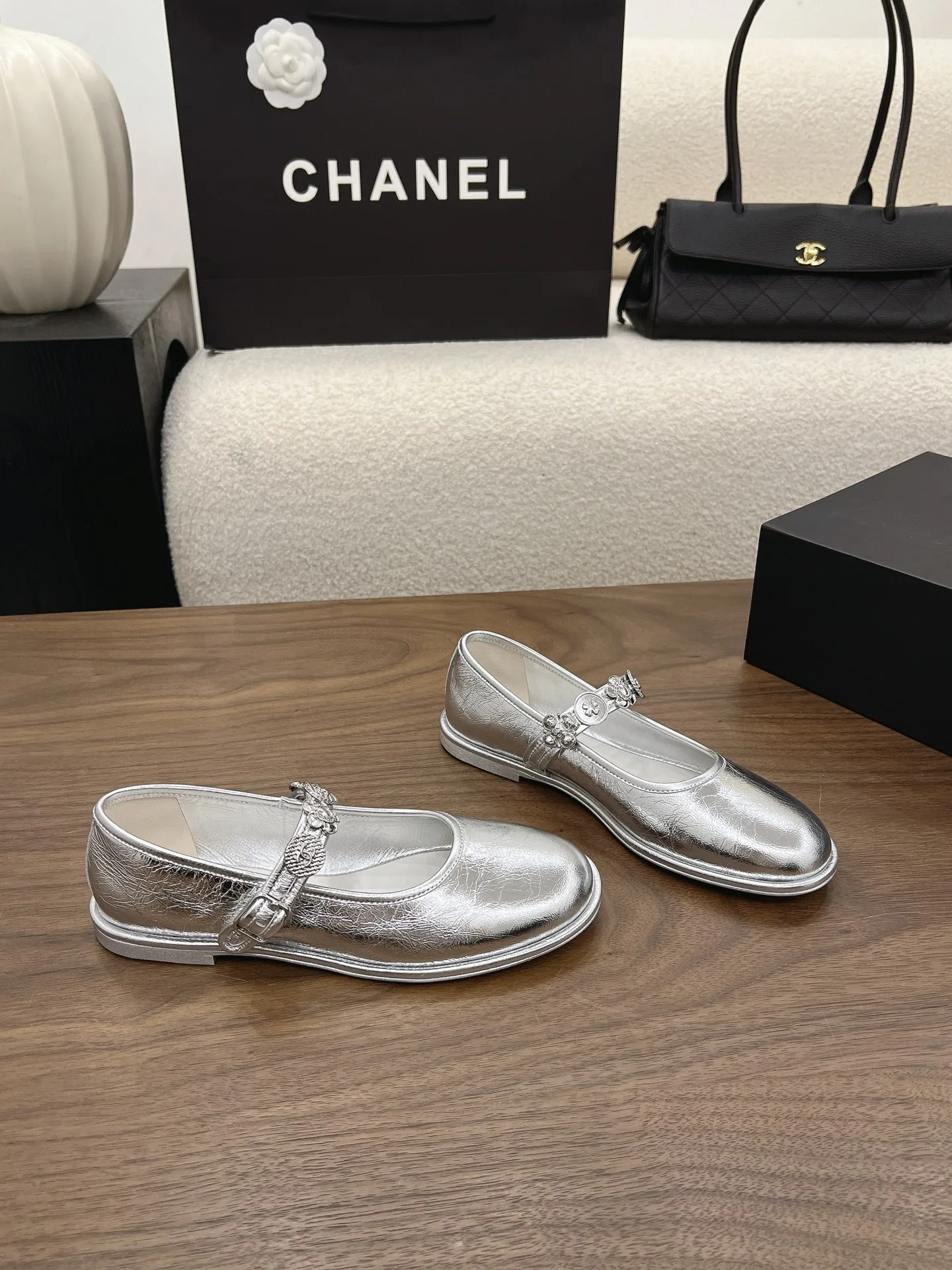Туфли Женские Chanel 17303649