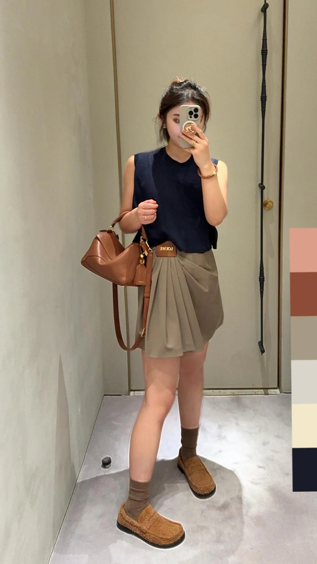 Классические Сумки Женские Loewe 17270358