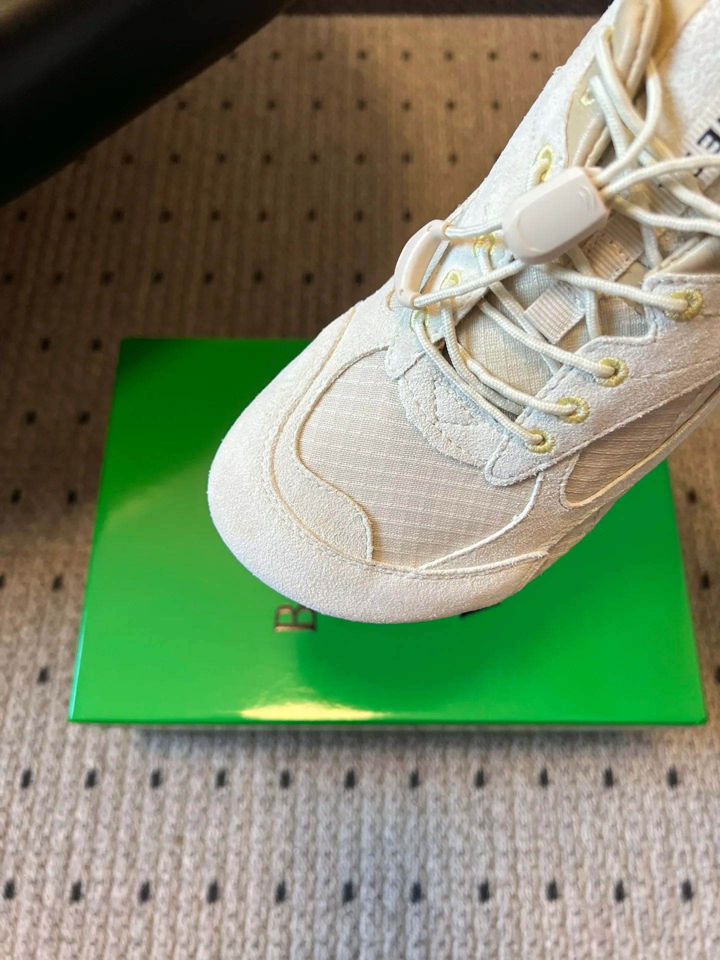 Кроссовки Женские Bottega Veneta 980785