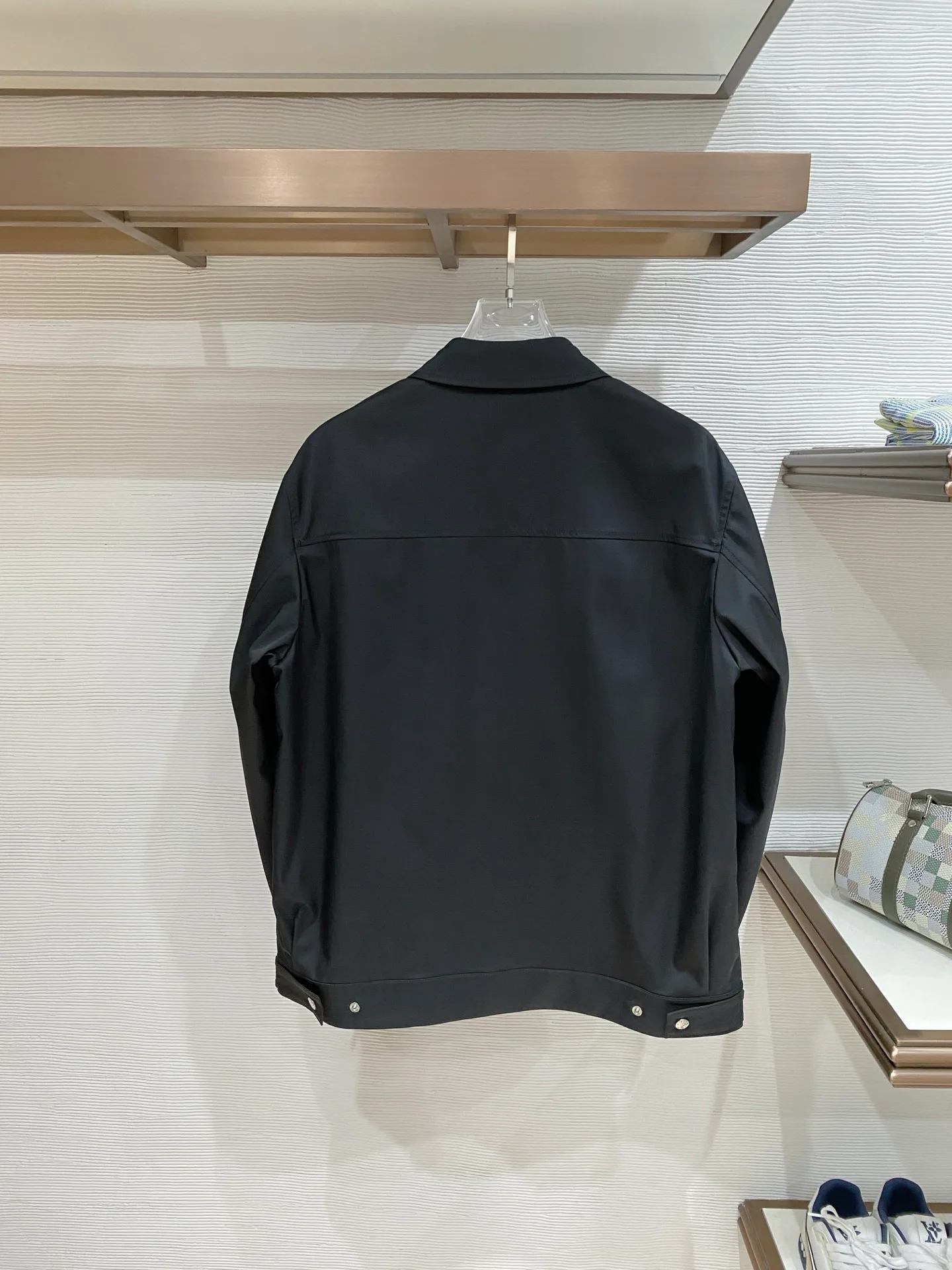 Куртки И Пуховики Мужские Louis Vuitton 2385902