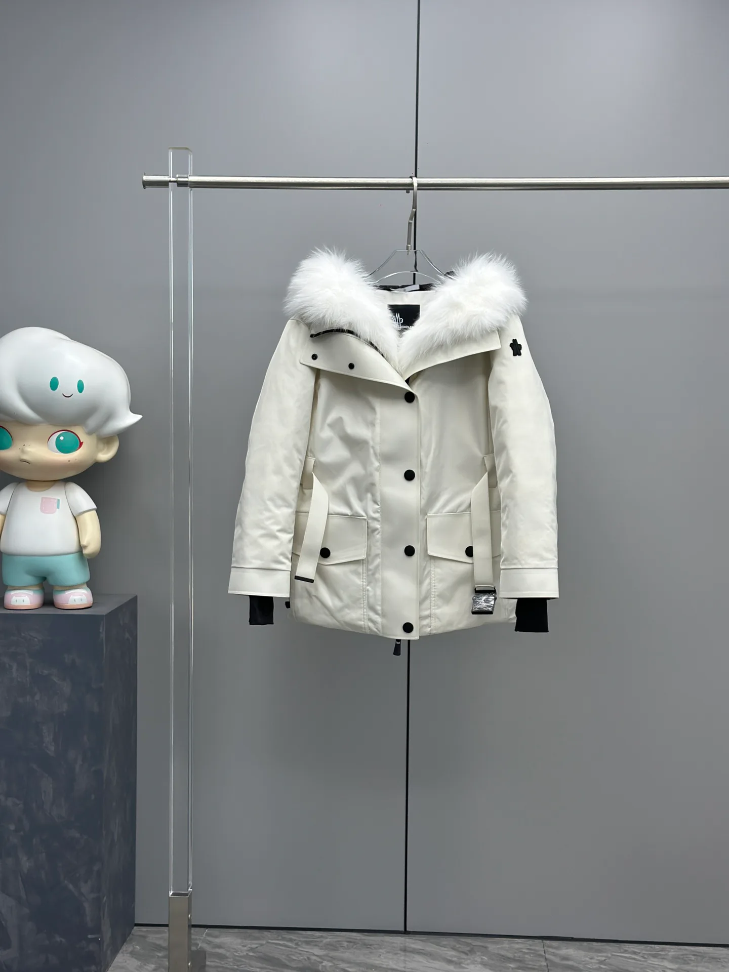 Куртки И Пуховики Женские Moncler 19549949
