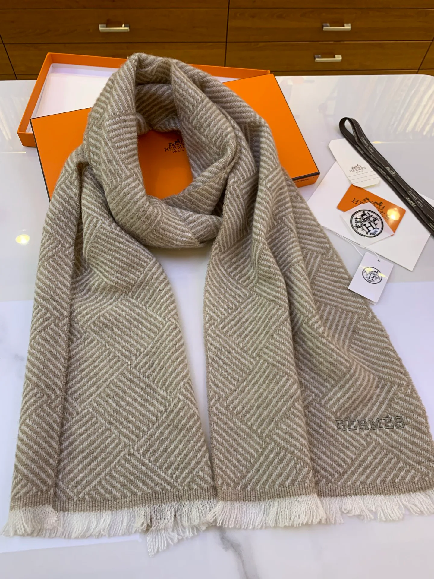 Шарфы Hermes 18437538