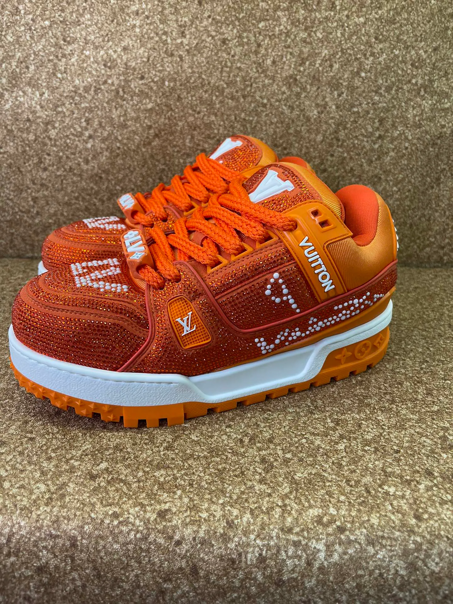 Кроссовки Женские Louis Vuitton 11073664