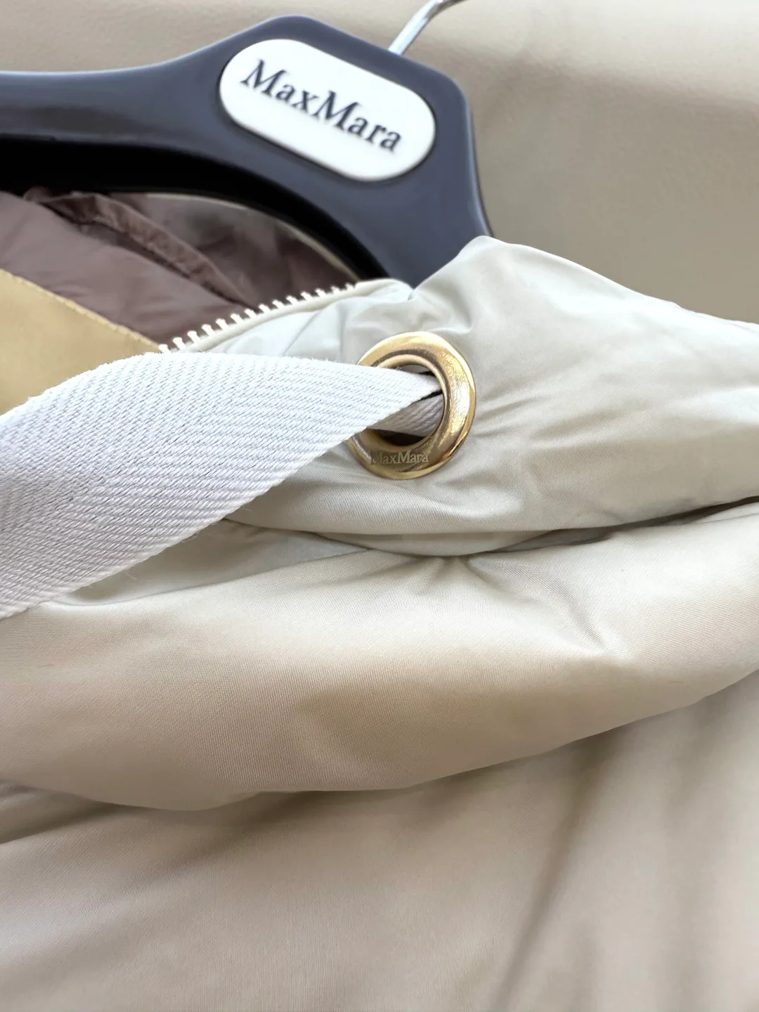Куртки И Пуховики Женские Max Mara 18983595
