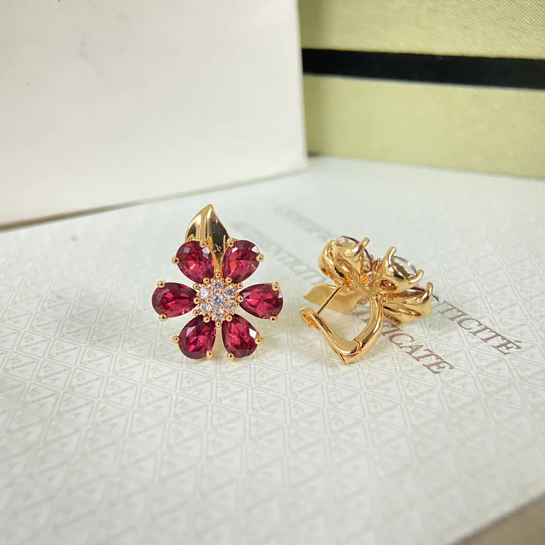 Бижутерия Van Cleef & Arpels 10621288