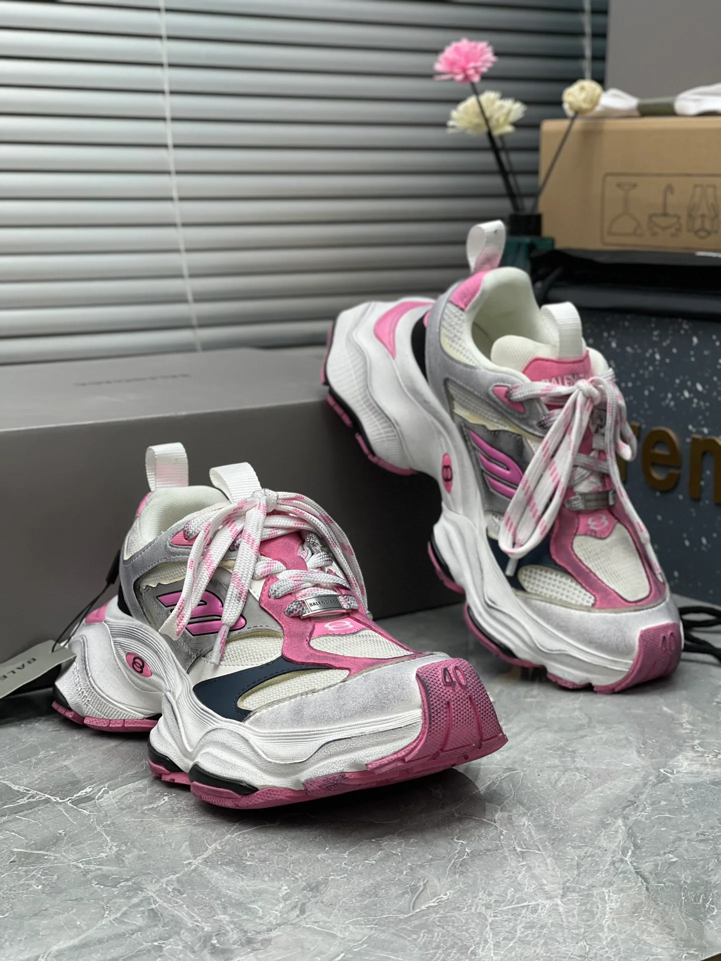 Кроссовки Женские Balenciaga 12799548